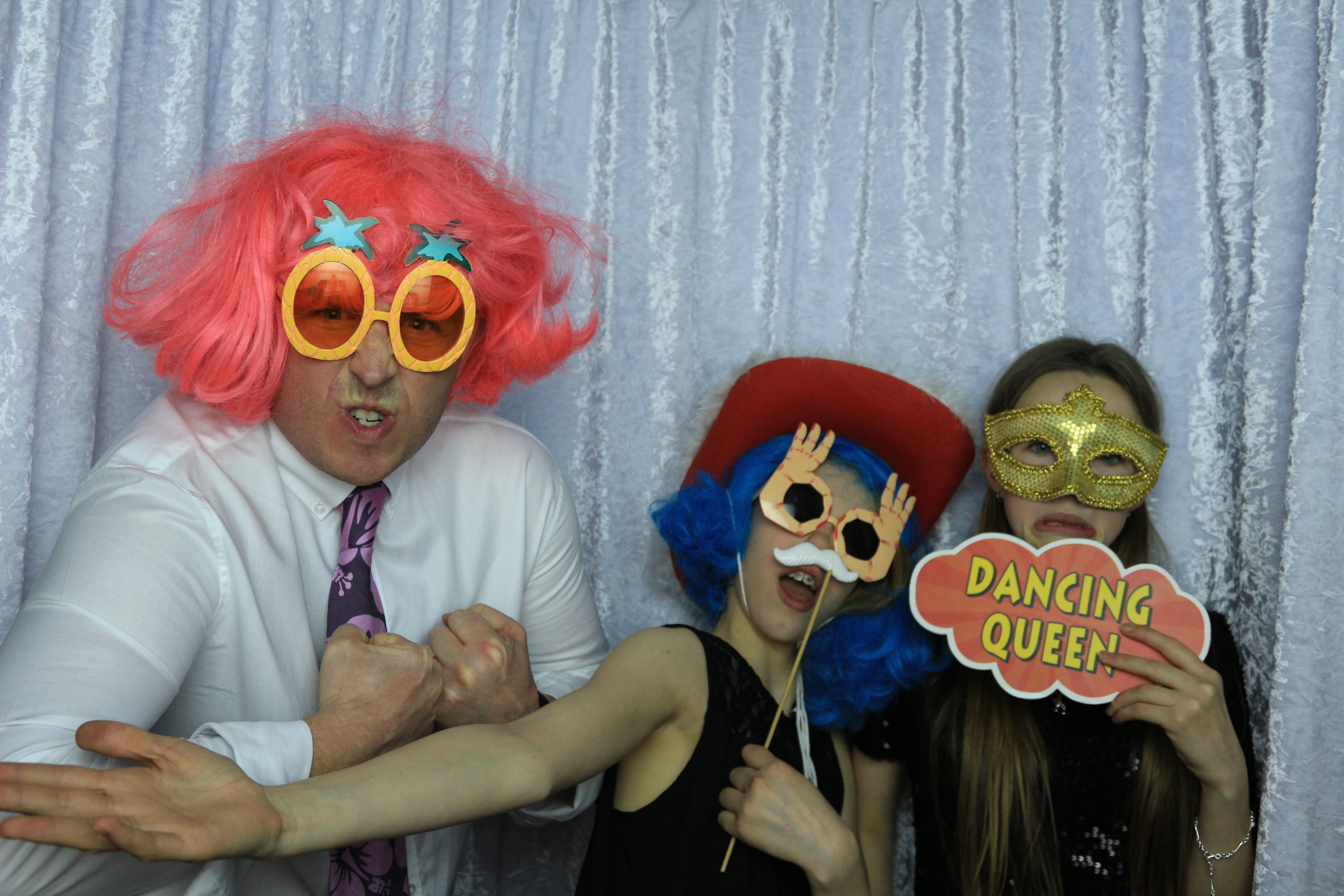 Grant & Emma's Wedding - Images | View more photos from the event at gallery.partydelightsphotobooth.co.uk/u/PartyDelightsPhotoBooth/Grant-Emmas-Wedding-Images