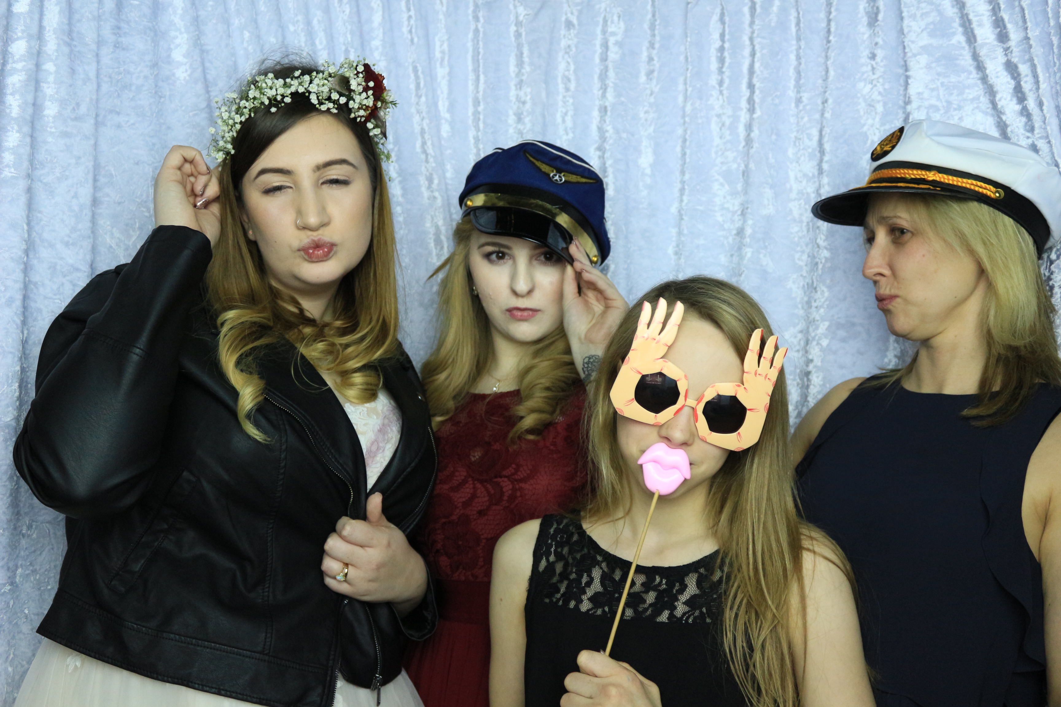 Grant & Emma's Wedding - Images | View more photos from the event at gallery.partydelightsphotobooth.co.uk/u/PartyDelightsPhotoBooth/Grant-Emmas-Wedding-Images