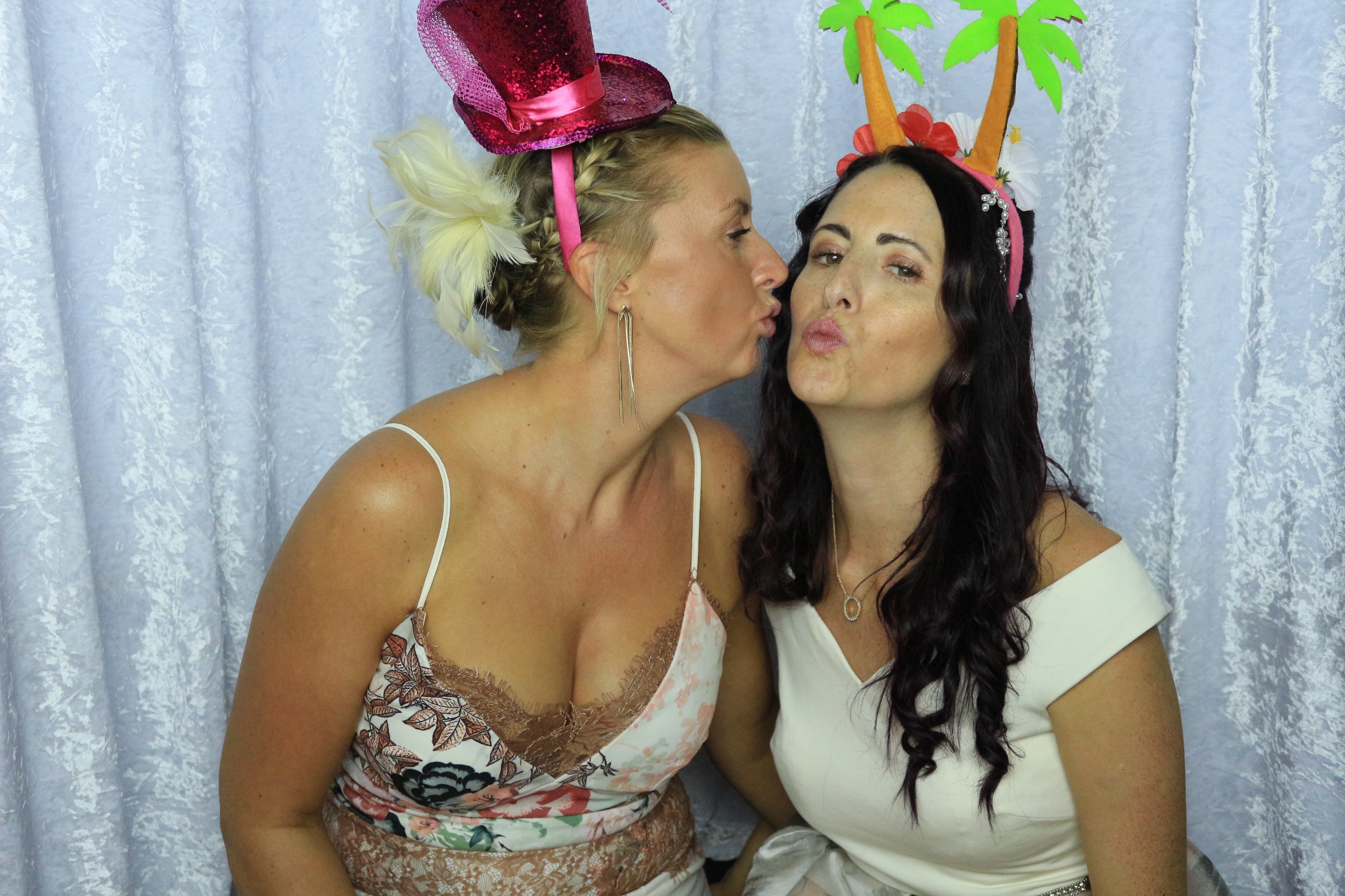 Rob & Claire's Wedding - Images | View more photos from the event at gallery.partydelightsphotobooth.co.uk/u/PartyDelightsPhotoBooth/Rob-Claires-Wedding-Images