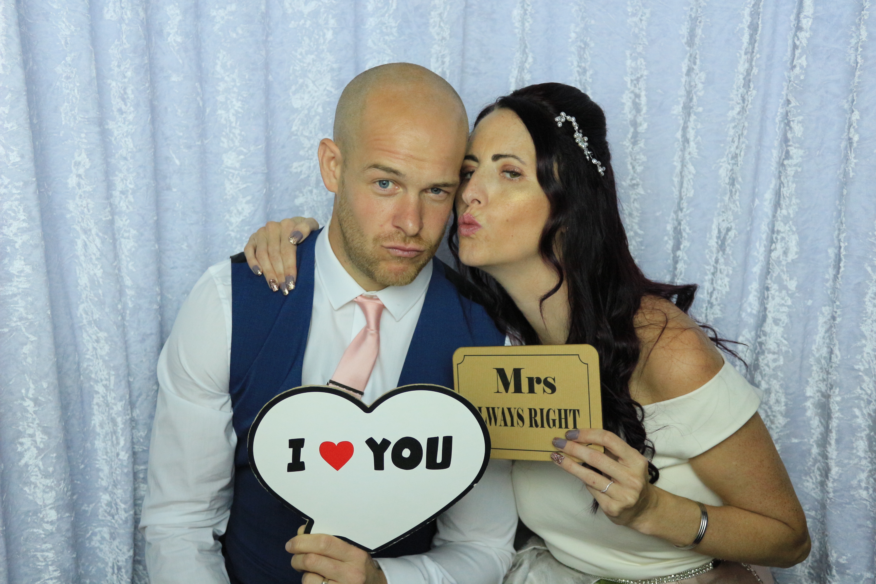Rob & Claire's Wedding - Images | View more photos from the event at gallery.partydelightsphotobooth.co.uk/u/PartyDelightsPhotoBooth/Rob-Claires-Wedding-Images