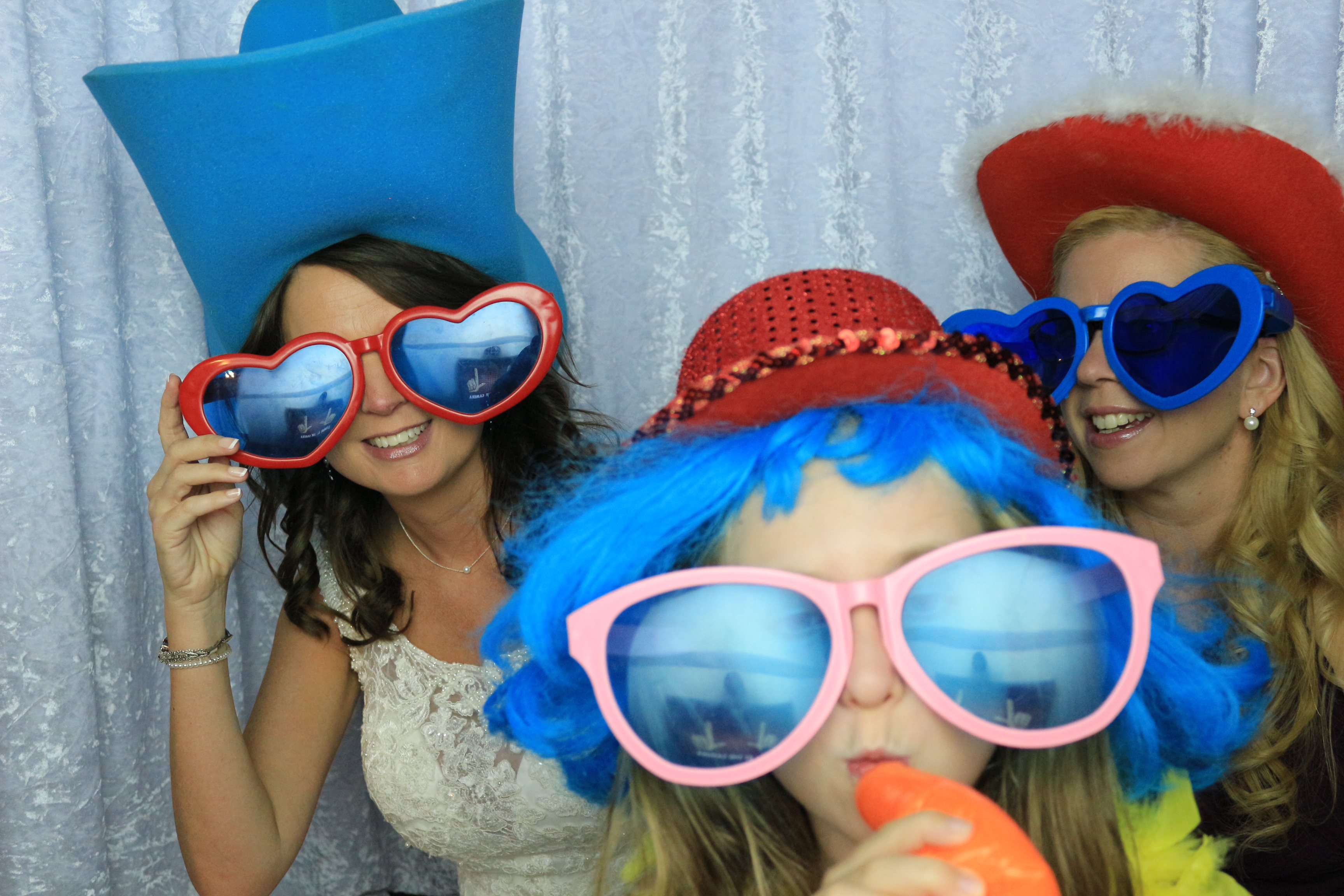 Rob & Claire's Wedding - Images | View more photos from the event at gallery.partydelightsphotobooth.co.uk/u/PartyDelightsPhotoBooth/Rob-Claires-Wedding-Images
