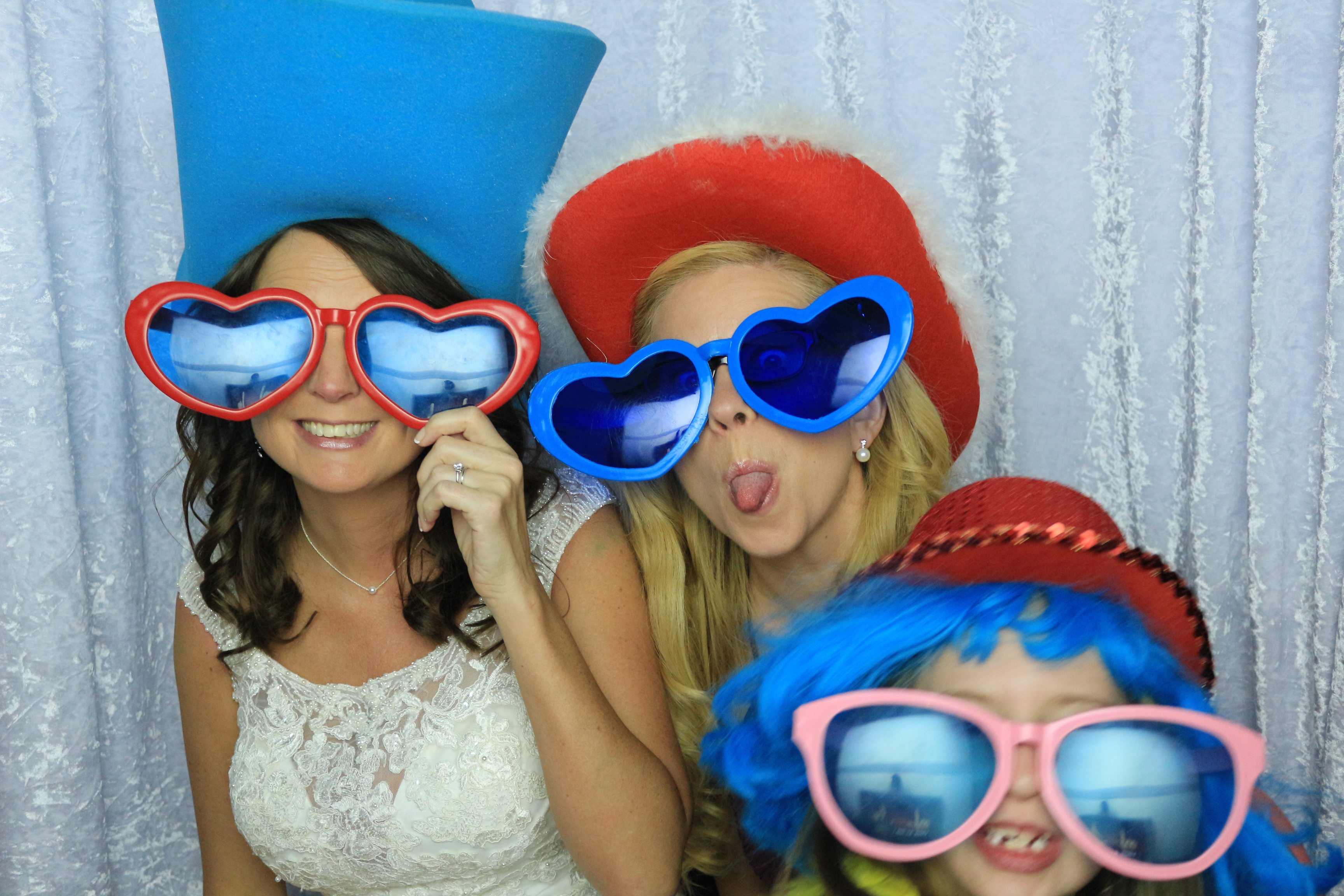 Rob & Claire's Wedding - Images | View more photos from the event at gallery.partydelightsphotobooth.co.uk/u/PartyDelightsPhotoBooth/Rob-Claires-Wedding-Images