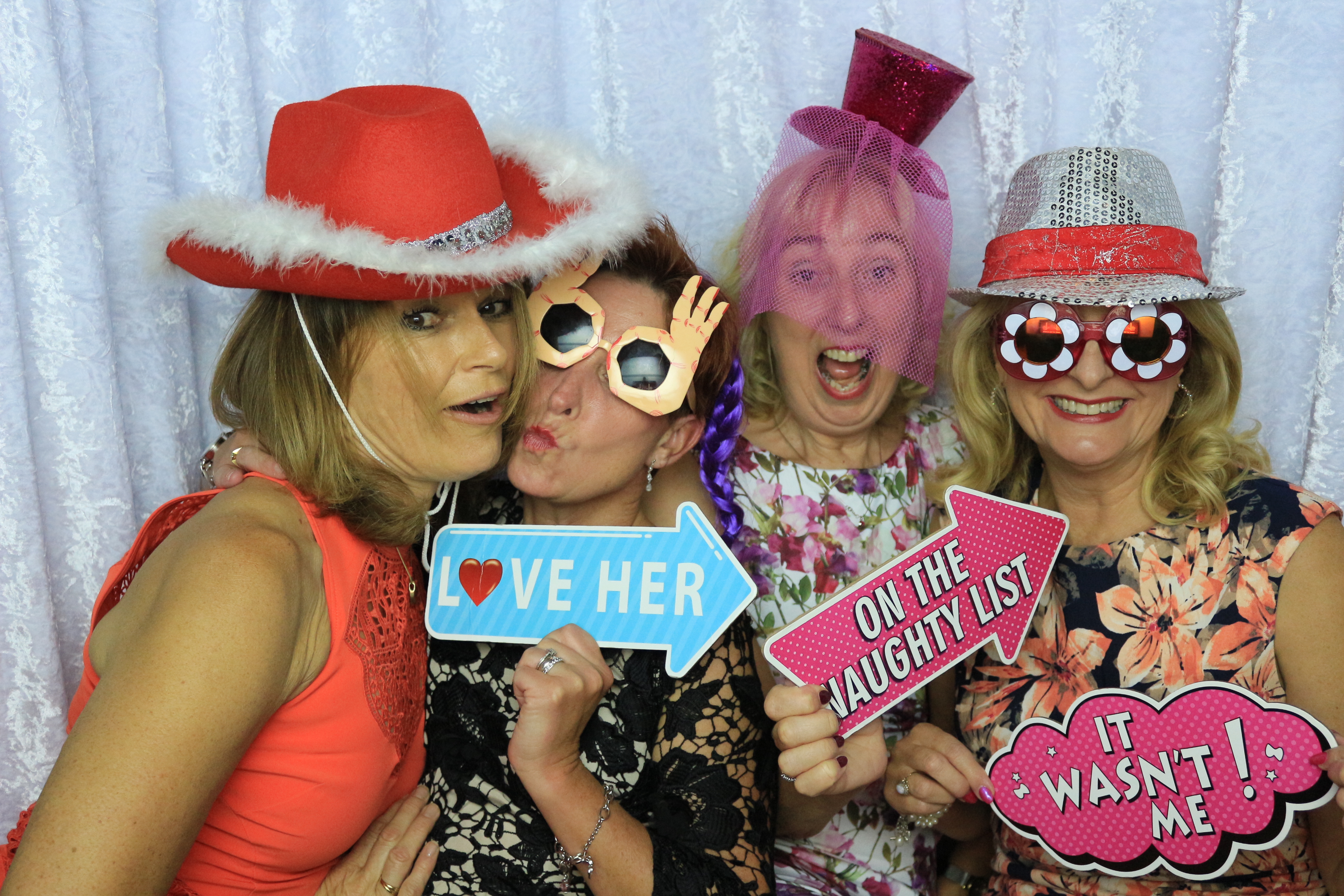 Rob & Claire's Wedding - Images | View more photos from the event at gallery.partydelightsphotobooth.co.uk/u/PartyDelightsPhotoBooth/Rob-Claires-Wedding-Images