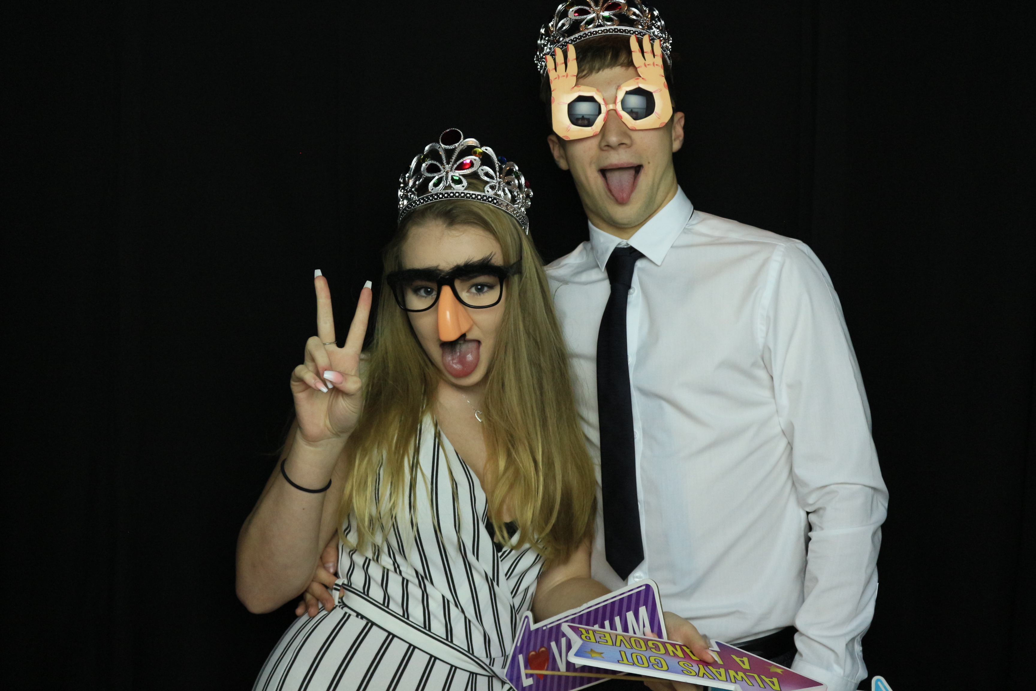 Wedding Mr & Mrs Giles - Images | View more photos from the event at gallery.partydelightsphotobooth.co.uk/u/PartyDelightsPhotoBooth/Wedding-Mr-Mrs-Giles-Images