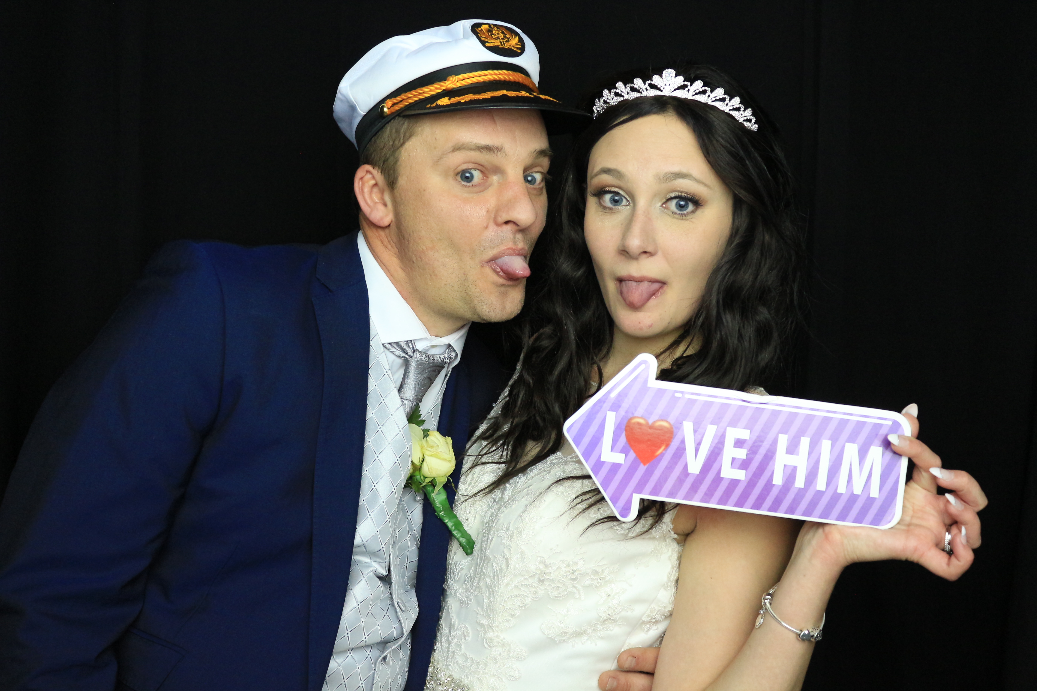 Wedding Mr & Mrs Giles - Images | View more photos from the event at gallery.partydelightsphotobooth.co.uk/u/PartyDelightsPhotoBooth/Wedding-Mr-Mrs-Giles-Images