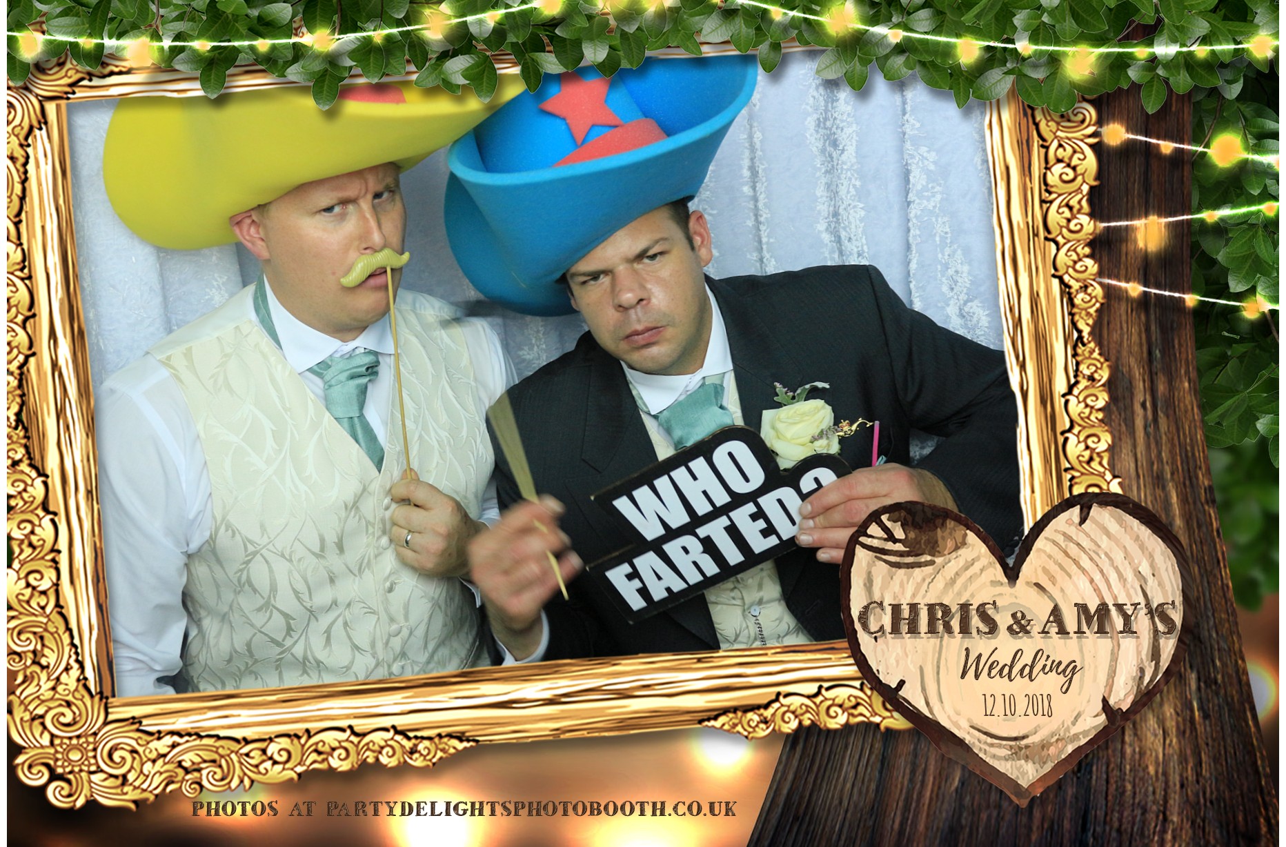 Chris & Amy's Wedding - Prints | View more photos from the event at gallery.partydelightsphotobooth.co.uk/u/PartyDelightsPhotoBooth/Chris-Amys-Wedding-Prints