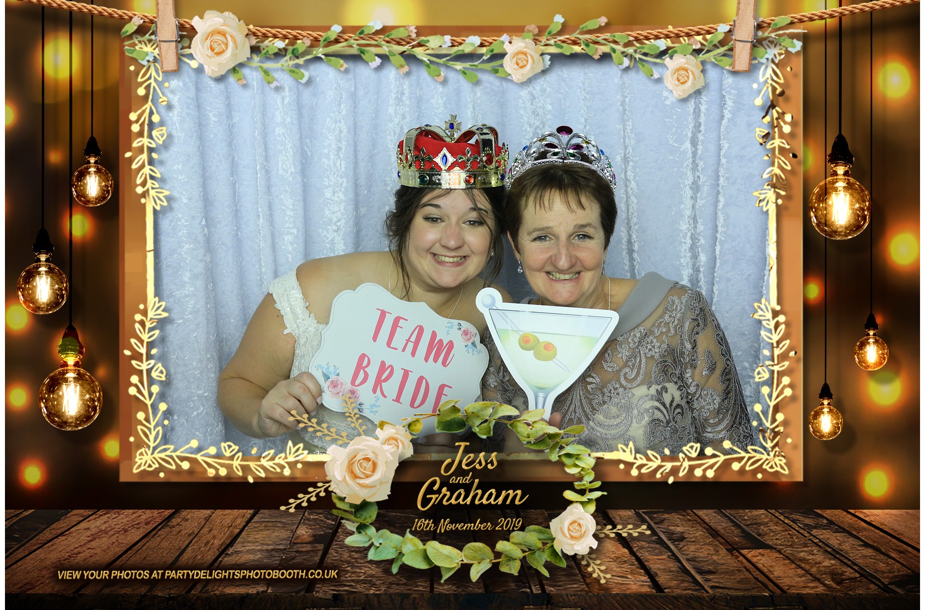 Jess and Graham's Wedding - Prints | View more photos from the event at gallery.partydelightsphotobooth.co.uk/u/PartyDelightsPhotoBooth/Jess-and-Grahams-Wedding-Prints