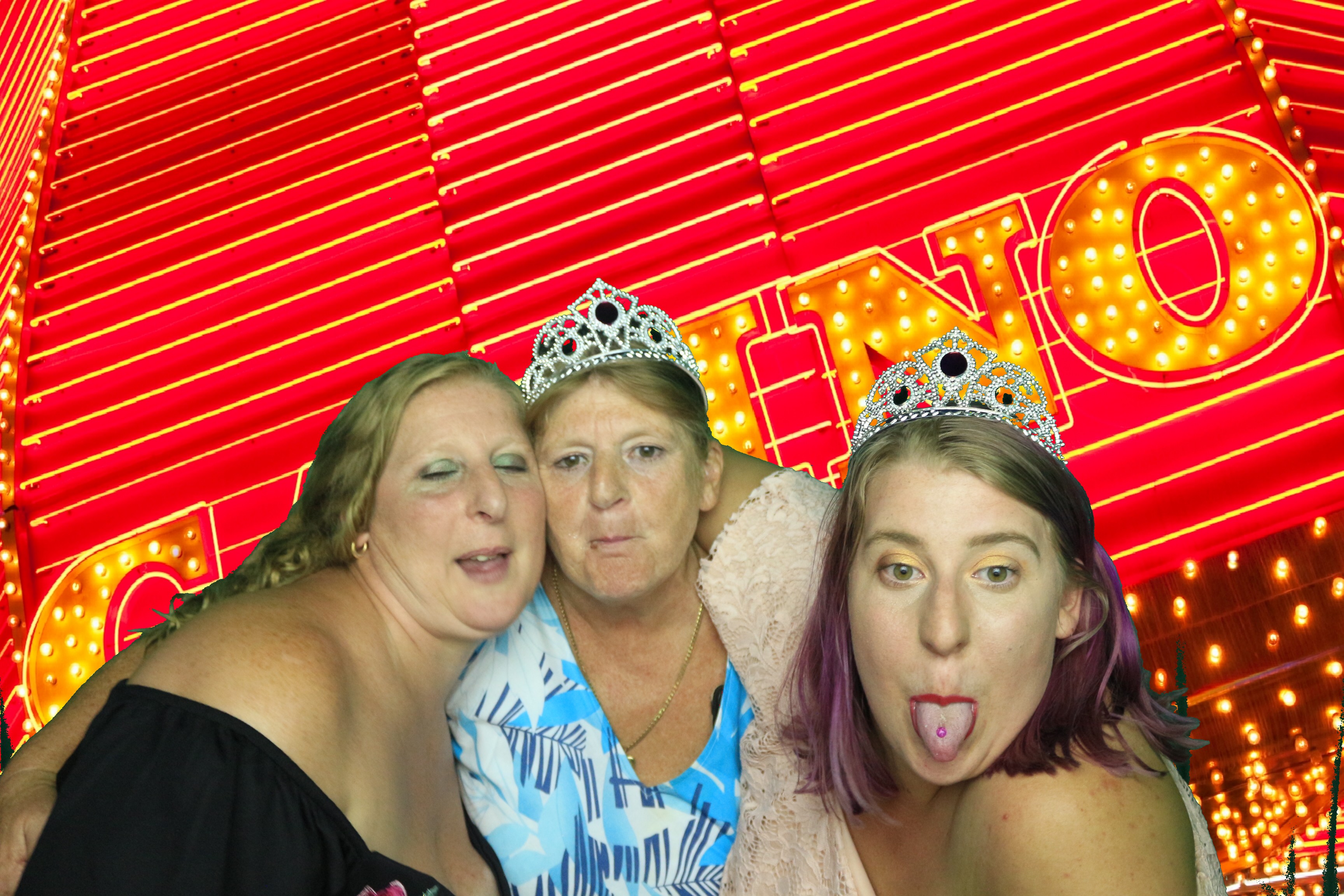 Mel's 40th Birthday - Images | View more photos from the event at gallery.partydelightsphotobooth.co.uk/u/PartyDelightsPhotoBooth/Mels-40th-Birthday-Images