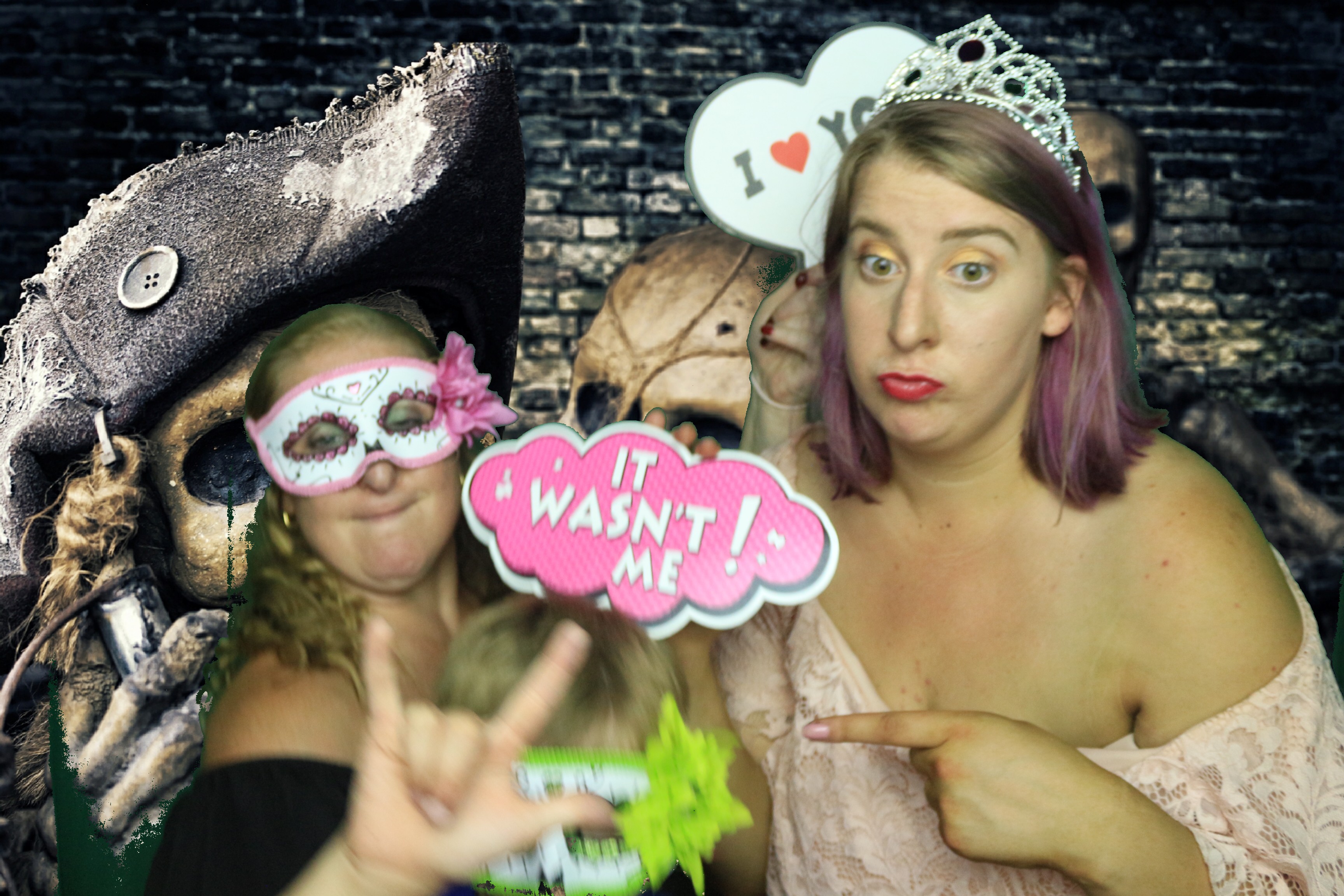 Mel's 40th Birthday - Images | View more photos from the event at gallery.partydelightsphotobooth.co.uk/u/PartyDelightsPhotoBooth/Mels-40th-Birthday-Images
