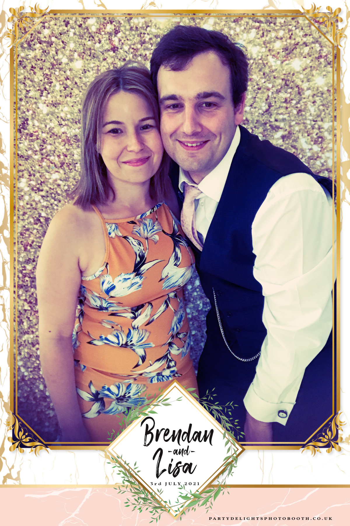 Brendan & Lisa’s Wedding | View more photos from the event at gallery.partydelightsphotobooth.co.uk/u/PartyDelightsPhotoBooth/Brendan-Lisa’s-Wedding