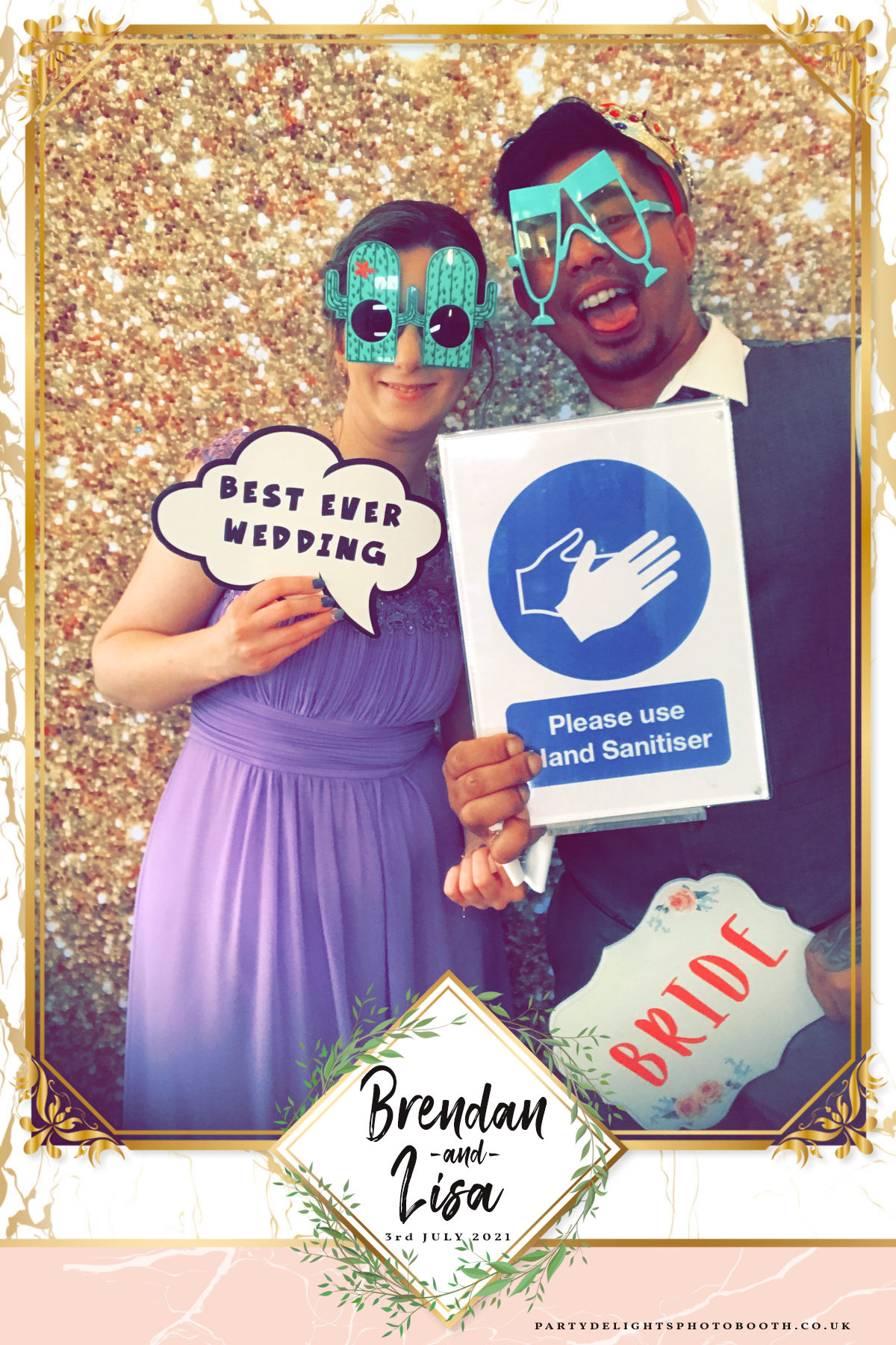 Brendan & Lisa’s Wedding | View more photos from the event at gallery.partydelightsphotobooth.co.uk/u/PartyDelightsPhotoBooth/Brendan-Lisa’s-Wedding