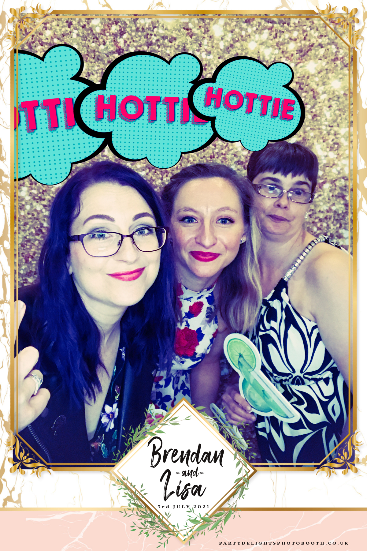Brendan & Lisa’s Wedding | View more photos from the event at gallery.partydelightsphotobooth.co.uk/u/PartyDelightsPhotoBooth/Brendan-Lisa’s-Wedding