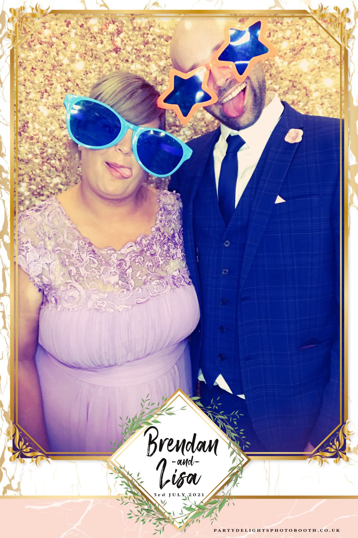 Brendan & Lisa’s Wedding | View more photos from the event at gallery.partydelightsphotobooth.co.uk/u/PartyDelightsPhotoBooth/Brendan-Lisa’s-Wedding