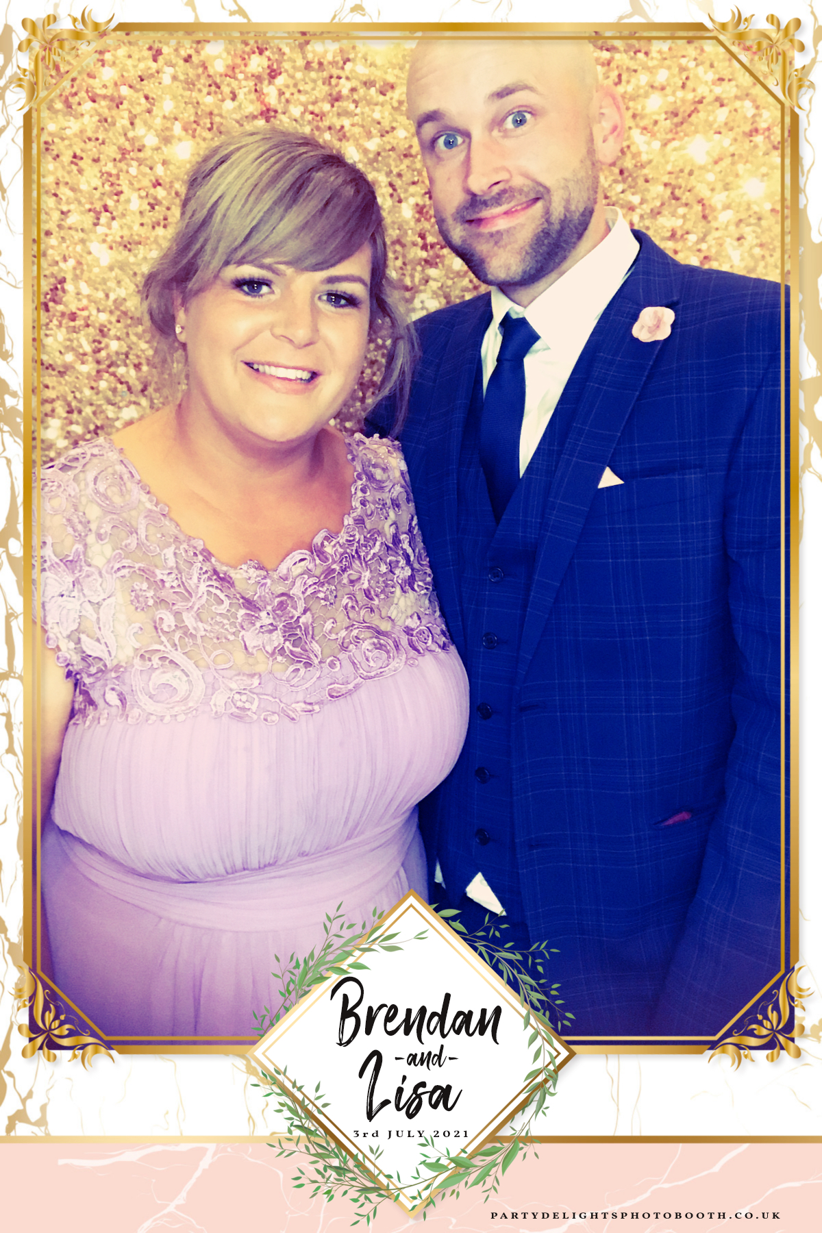 Brendan & Lisa’s Wedding | View more photos from the event at gallery.partydelightsphotobooth.co.uk/u/PartyDelightsPhotoBooth/Brendan-Lisa’s-Wedding