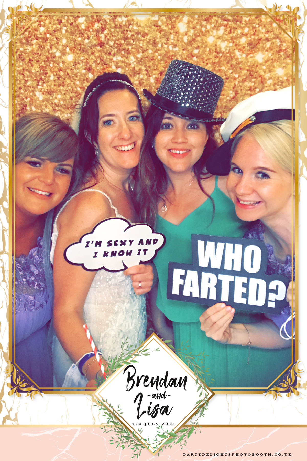 Brendan & Lisa’s Wedding | View more photos from the event at gallery.partydelightsphotobooth.co.uk/u/PartyDelightsPhotoBooth/Brendan-Lisa’s-Wedding