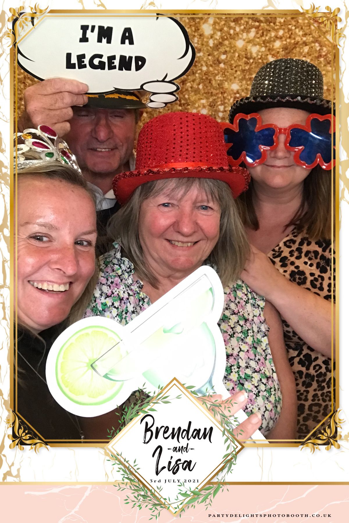 Brendan & Lisa’s Wedding | View more photos from the event at gallery.partydelightsphotobooth.co.uk/u/PartyDelightsPhotoBooth/Brendan-Lisa’s-Wedding