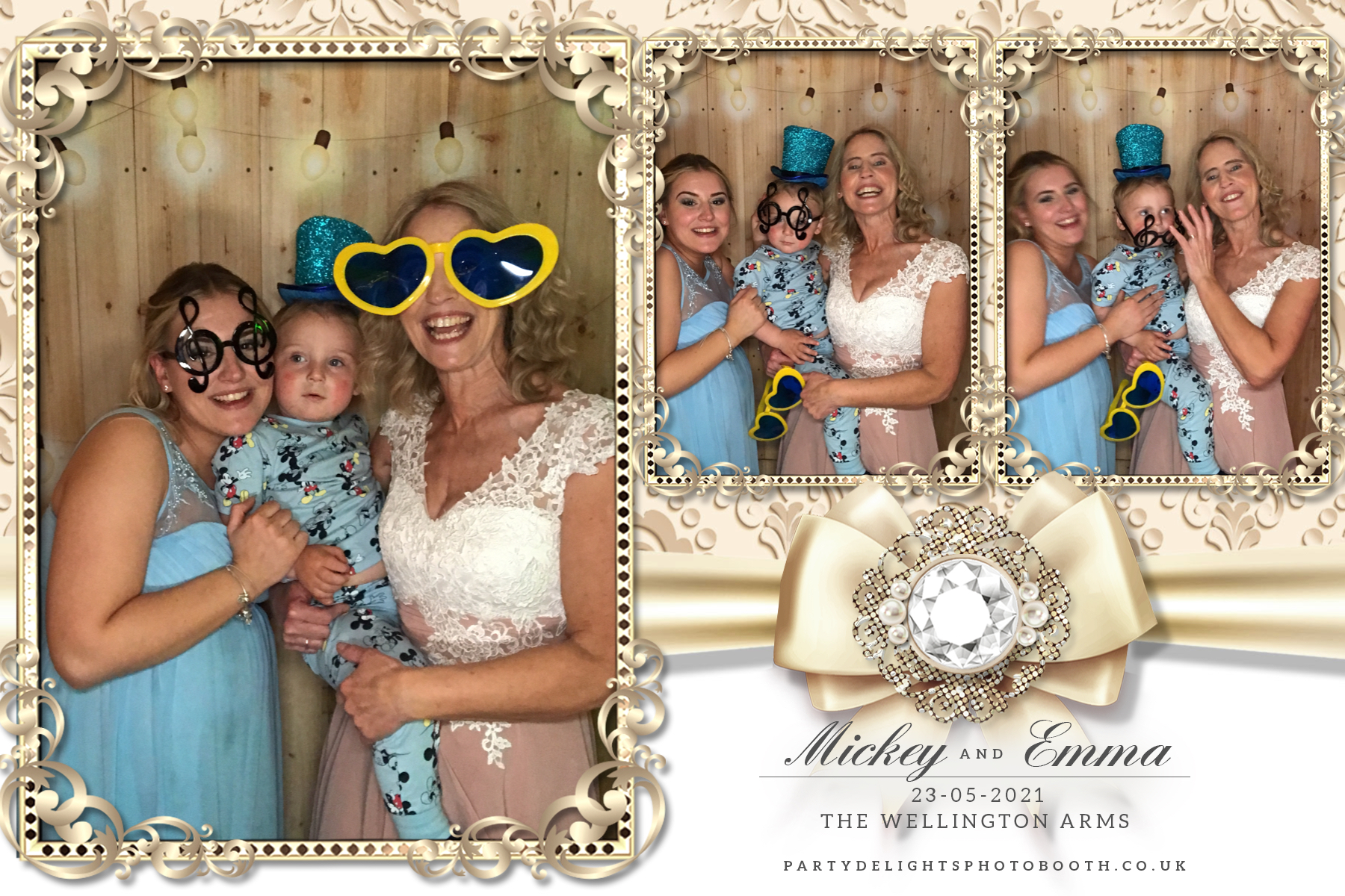 Emma's Wedding Day | View more photos from the event at gallery.partydelightsphotobooth.co.uk/u/PartyDelightsPhotoBooth/Emmas-Wedding-Day