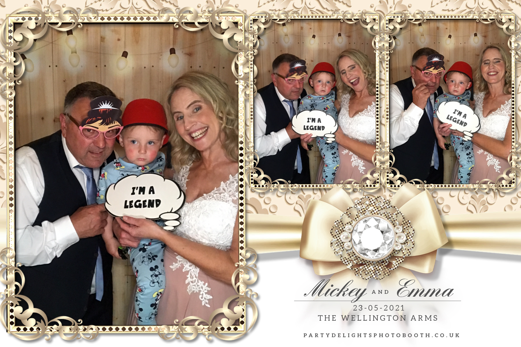 Emma's Wedding Day | View more photos from the event at gallery.partydelightsphotobooth.co.uk/u/PartyDelightsPhotoBooth/Emmas-Wedding-Day