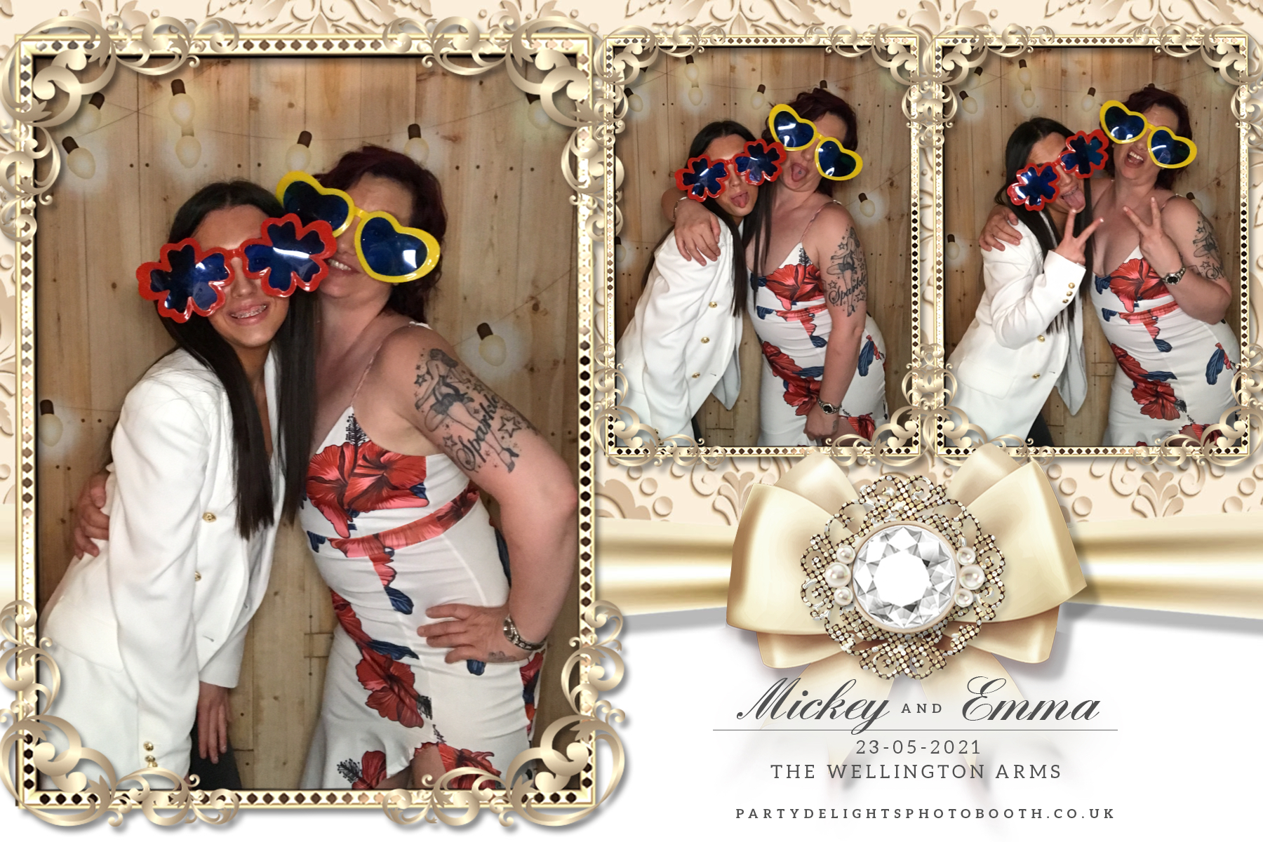 Emma's Wedding Day | View more photos from the event at gallery.partydelightsphotobooth.co.uk/u/PartyDelightsPhotoBooth/Emmas-Wedding-Day
