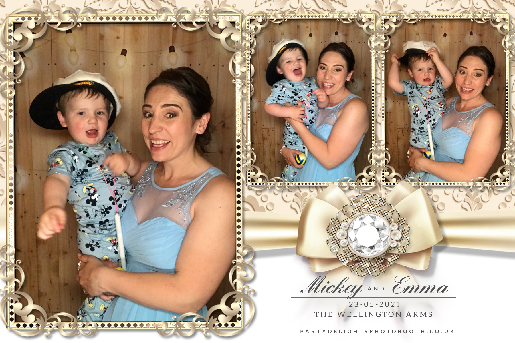 Emma's Wedding Day | View more photos from the event at gallery.partydelightsphotobooth.co.uk/u/PartyDelightsPhotoBooth/Emmas-Wedding-Day