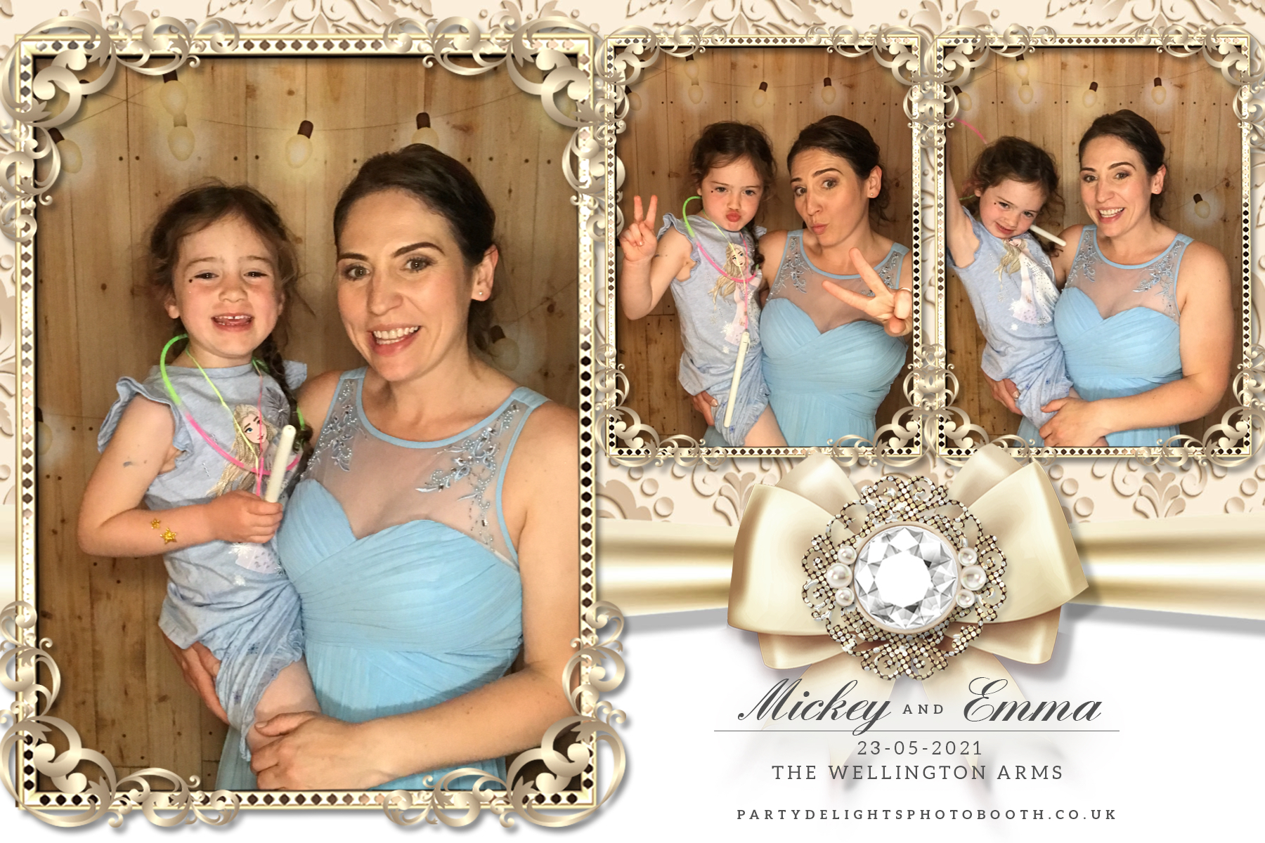 Emma's Wedding Day | View more photos from the event at gallery.partydelightsphotobooth.co.uk/u/PartyDelightsPhotoBooth/Emmas-Wedding-Day