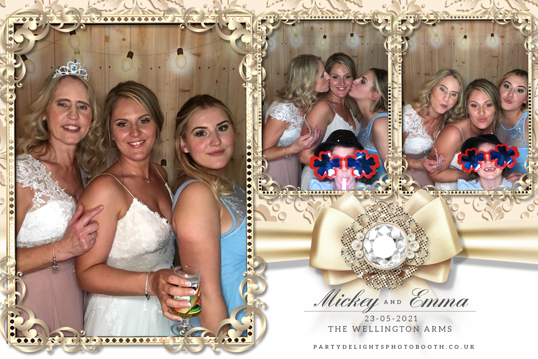 Emma's Wedding Day | View more photos from the event at gallery.partydelightsphotobooth.co.uk/u/PartyDelightsPhotoBooth/Emmas-Wedding-Day