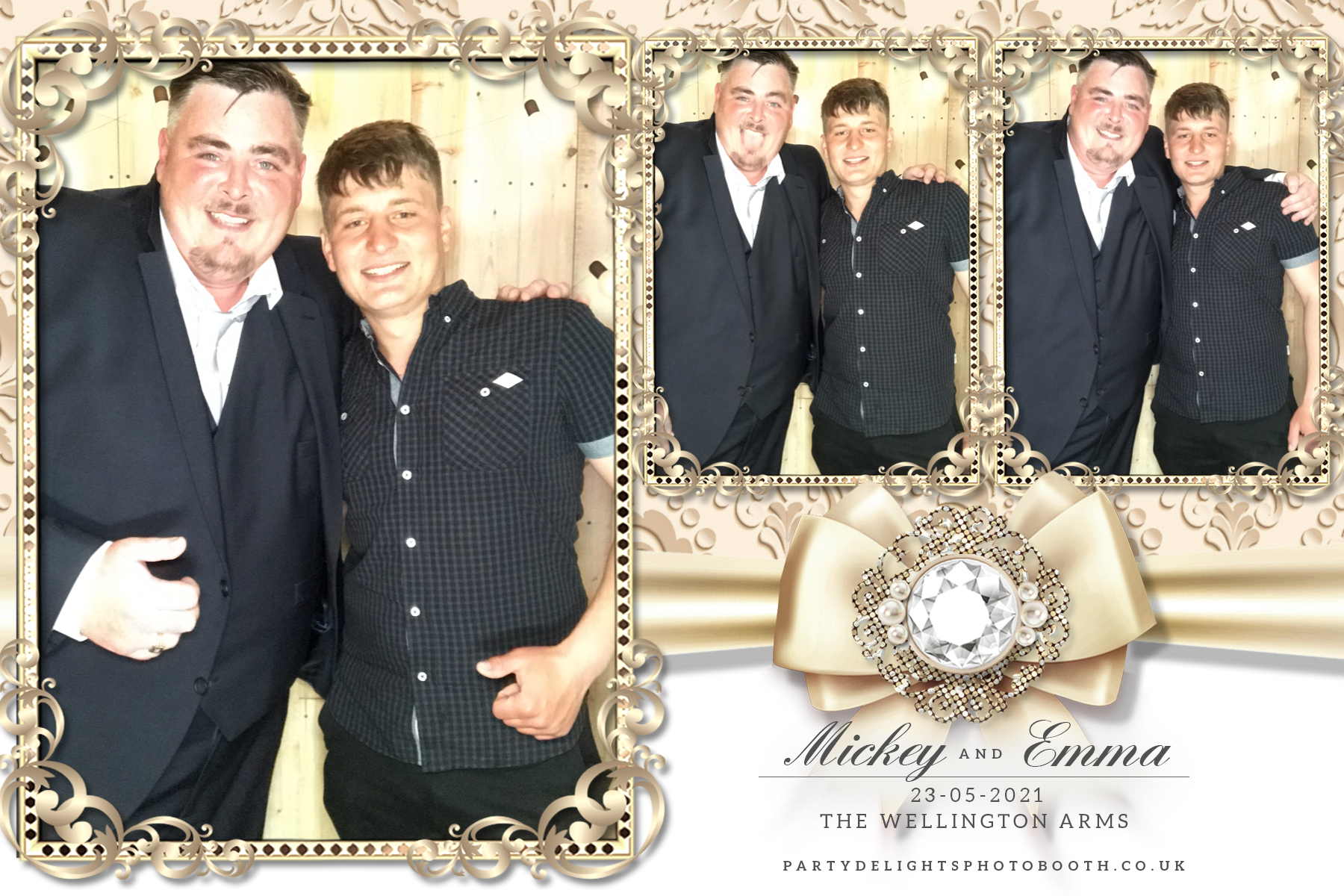 Emma's Wedding Day | View more photos from the event at gallery.partydelightsphotobooth.co.uk/u/PartyDelightsPhotoBooth/Emmas-Wedding-Day