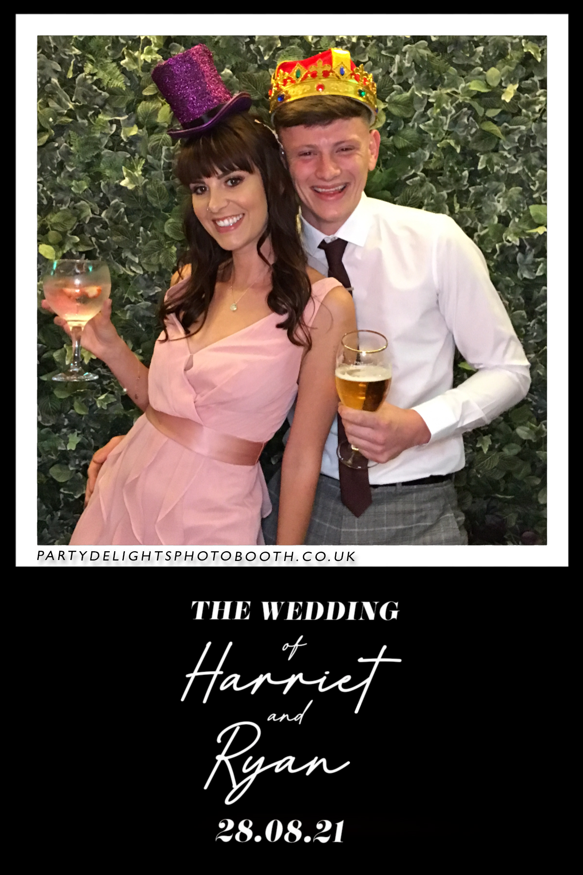 Ryan and Harriet's Wedding | View more photos from the event at gallery.partydelightsphotobooth.co.uk/u/PartyDelightsPhotoBooth/Ryan-and-Harriets-Wedding