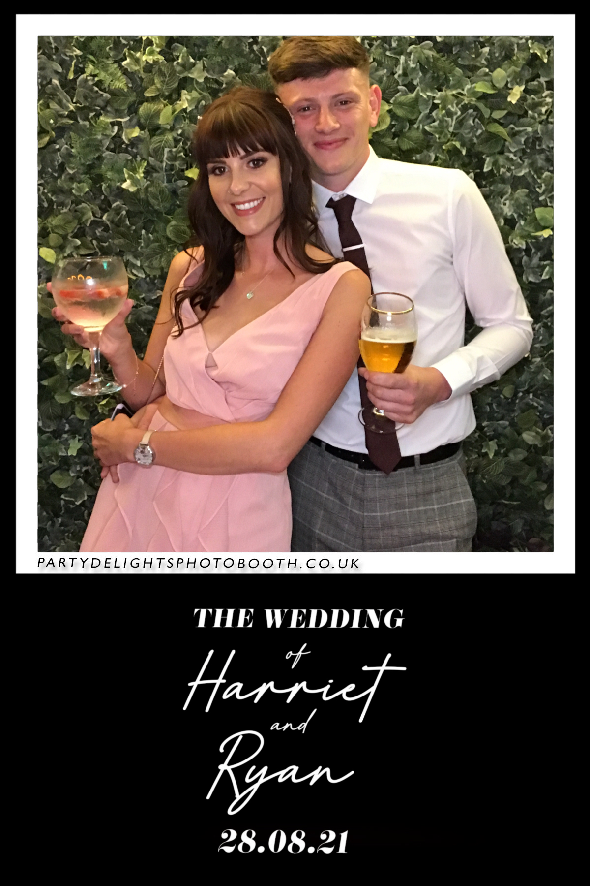 Ryan and Harriet's Wedding | View more photos from the event at gallery.partydelightsphotobooth.co.uk/u/PartyDelightsPhotoBooth/Ryan-and-Harriets-Wedding