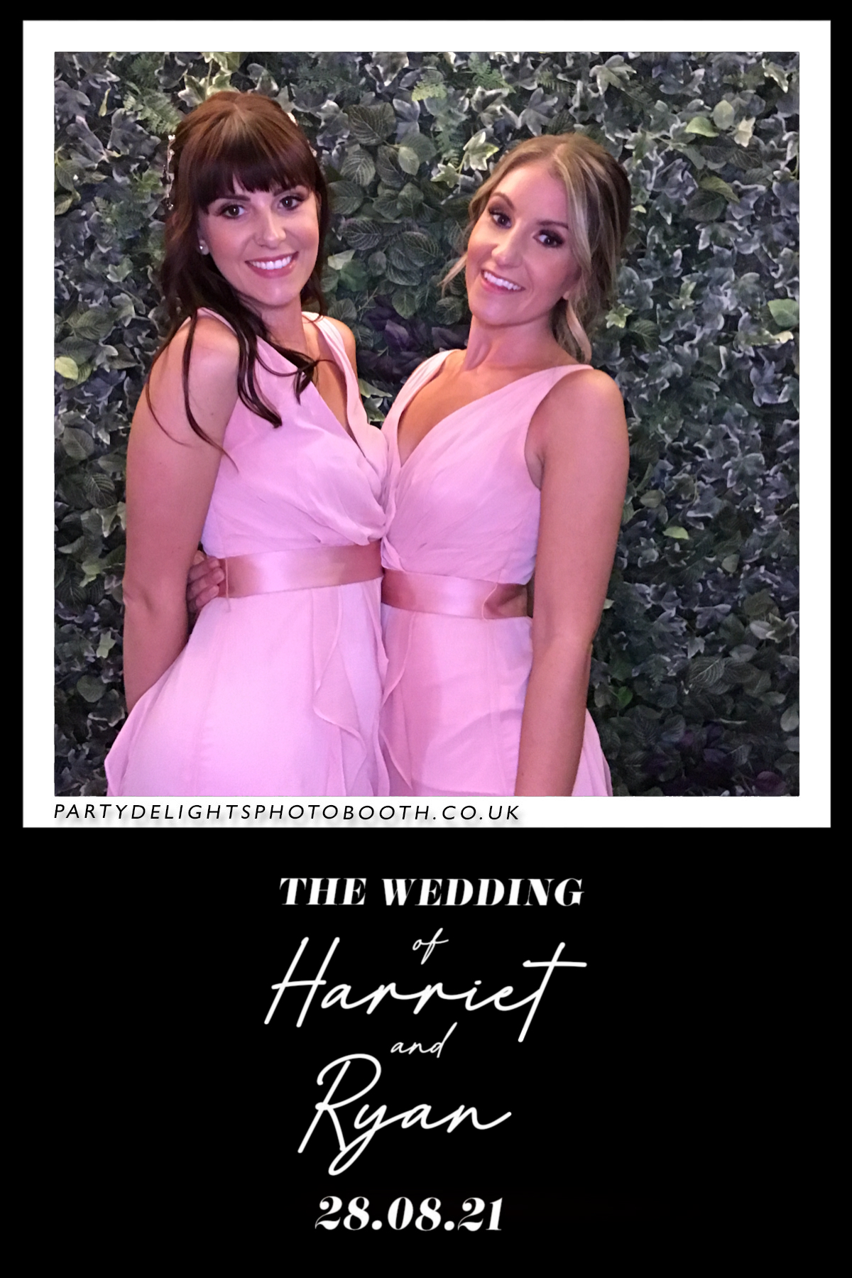 Ryan and Harriet's Wedding | View more photos from the event at gallery.partydelightsphotobooth.co.uk/u/PartyDelightsPhotoBooth/Ryan-and-Harriets-Wedding