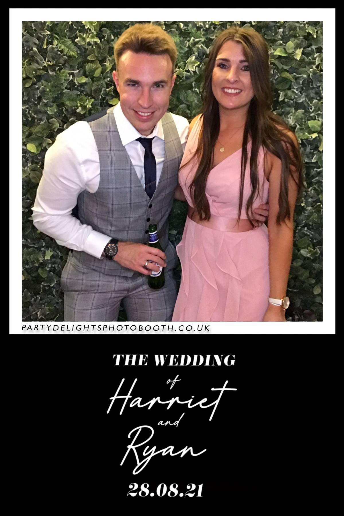 Ryan and Harriet's Wedding | View more photos from the event at gallery.partydelightsphotobooth.co.uk/u/PartyDelightsPhotoBooth/Ryan-and-Harriets-Wedding