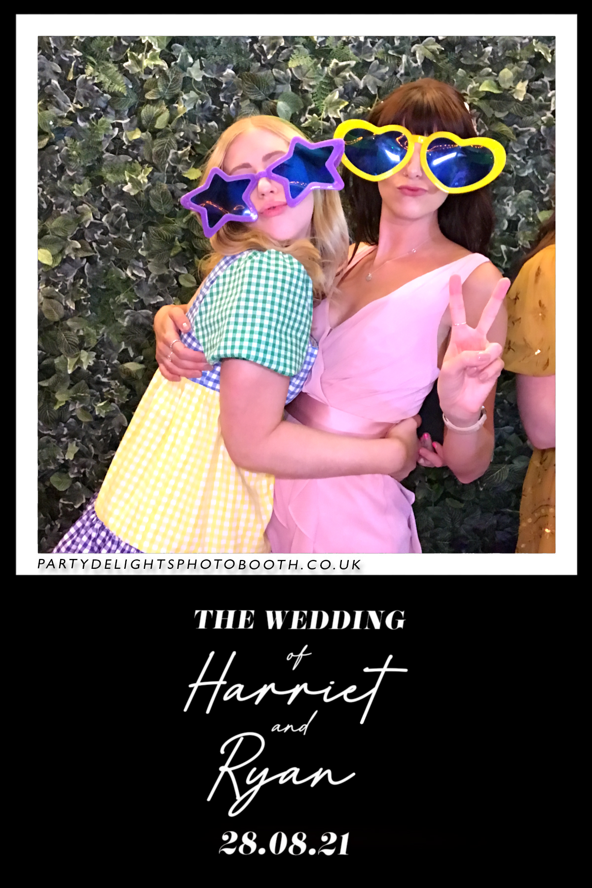Ryan and Harriet's Wedding | View more photos from the event at gallery.partydelightsphotobooth.co.uk/u/PartyDelightsPhotoBooth/Ryan-and-Harriets-Wedding