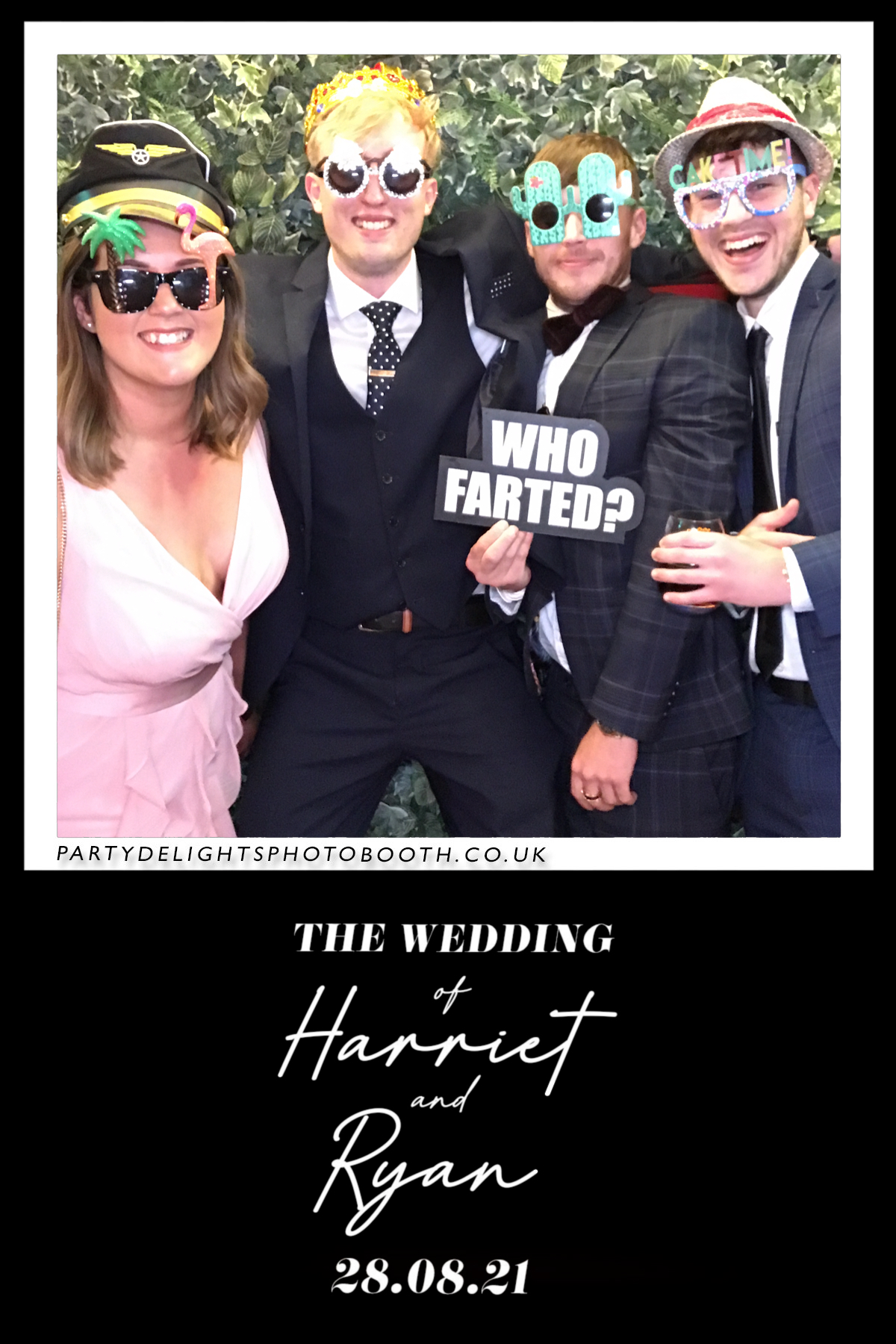 Ryan and Harriet's Wedding | View more photos from the event at gallery.partydelightsphotobooth.co.uk/u/PartyDelightsPhotoBooth/Ryan-and-Harriets-Wedding