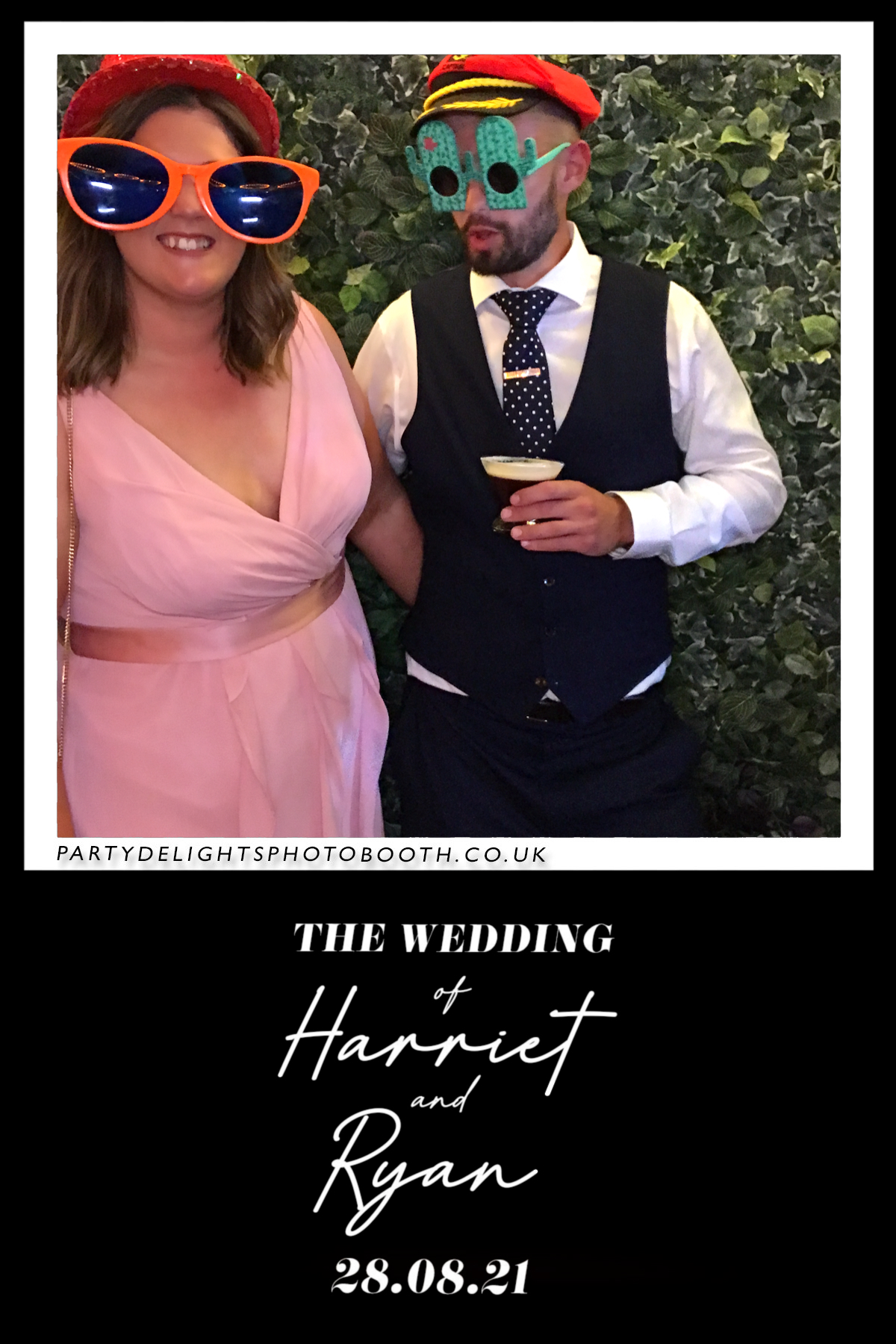Ryan and Harriet's Wedding | View more photos from the event at gallery.partydelightsphotobooth.co.uk/u/PartyDelightsPhotoBooth/Ryan-and-Harriets-Wedding