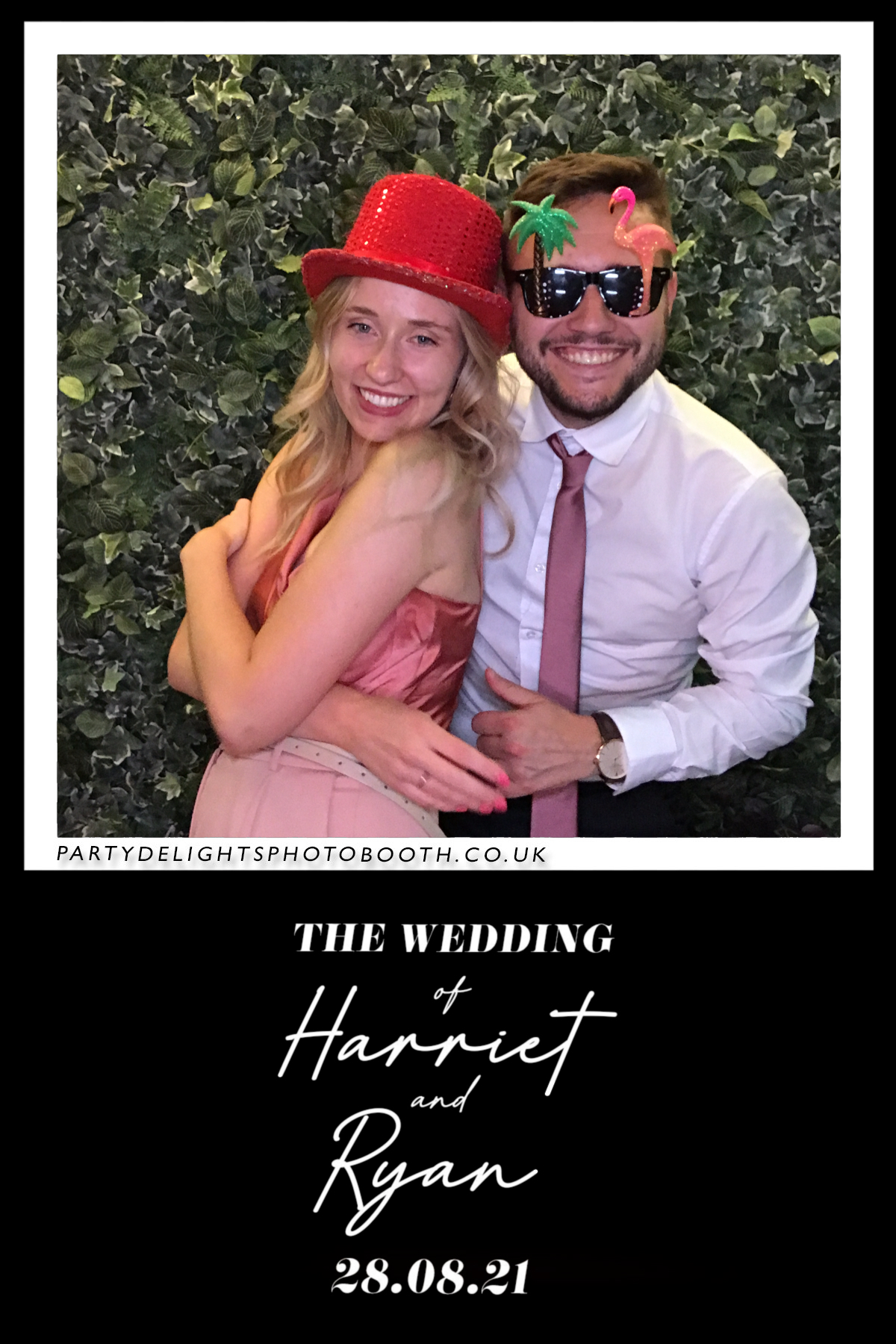 Ryan and Harriet's Wedding | View more photos from the event at gallery.partydelightsphotobooth.co.uk/u/PartyDelightsPhotoBooth/Ryan-and-Harriets-Wedding