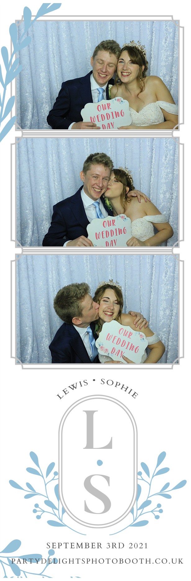 Sophie and Lewis' Wedding | View more photos from the event at gallery.partydelightsphotobooth.co.uk/u/PartyDelightsPhotoBooth/Sophie-and-Lewis-Wedding