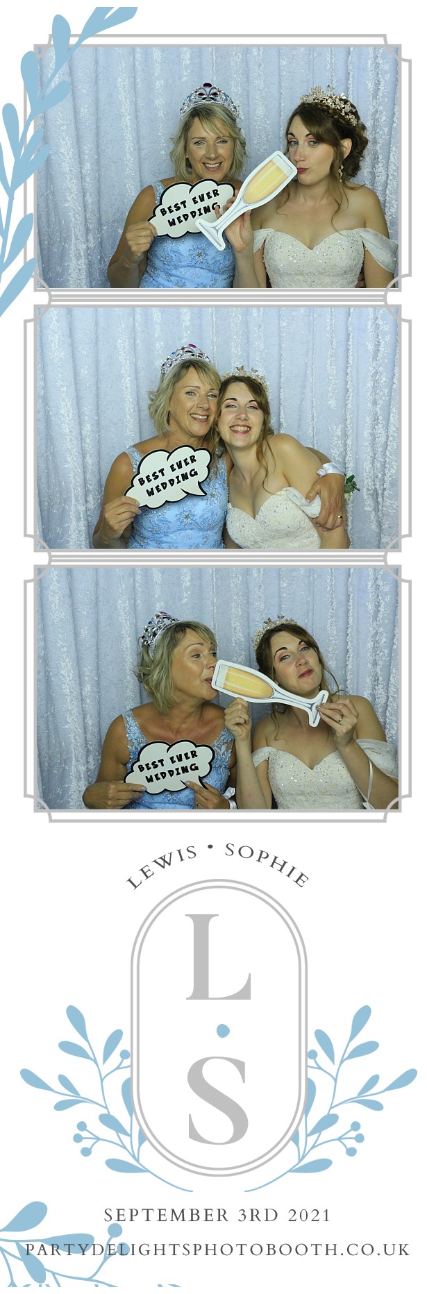 Sophie and Lewis' Wedding | View more photos from the event at gallery.partydelightsphotobooth.co.uk/u/PartyDelightsPhotoBooth/Sophie-and-Lewis-Wedding