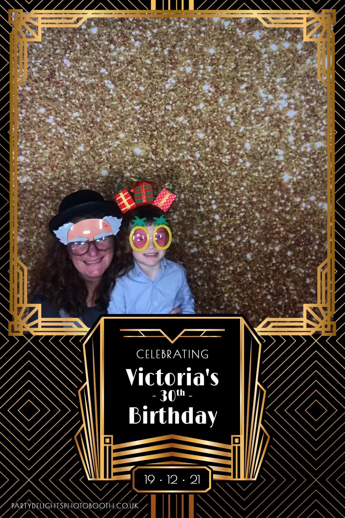 Vickie's 30th Birthday Party | View more photos from the event at gallery.partydelightsphotobooth.co.uk/u/PartyDelightsPhotoBooth/Vickies-30th-Birthday-Party