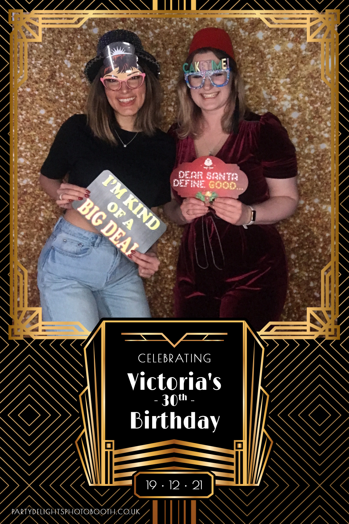 Vickie's 30th Birthday Party | View more photos from the event at gallery.partydelightsphotobooth.co.uk/u/PartyDelightsPhotoBooth/Vickies-30th-Birthday-Party