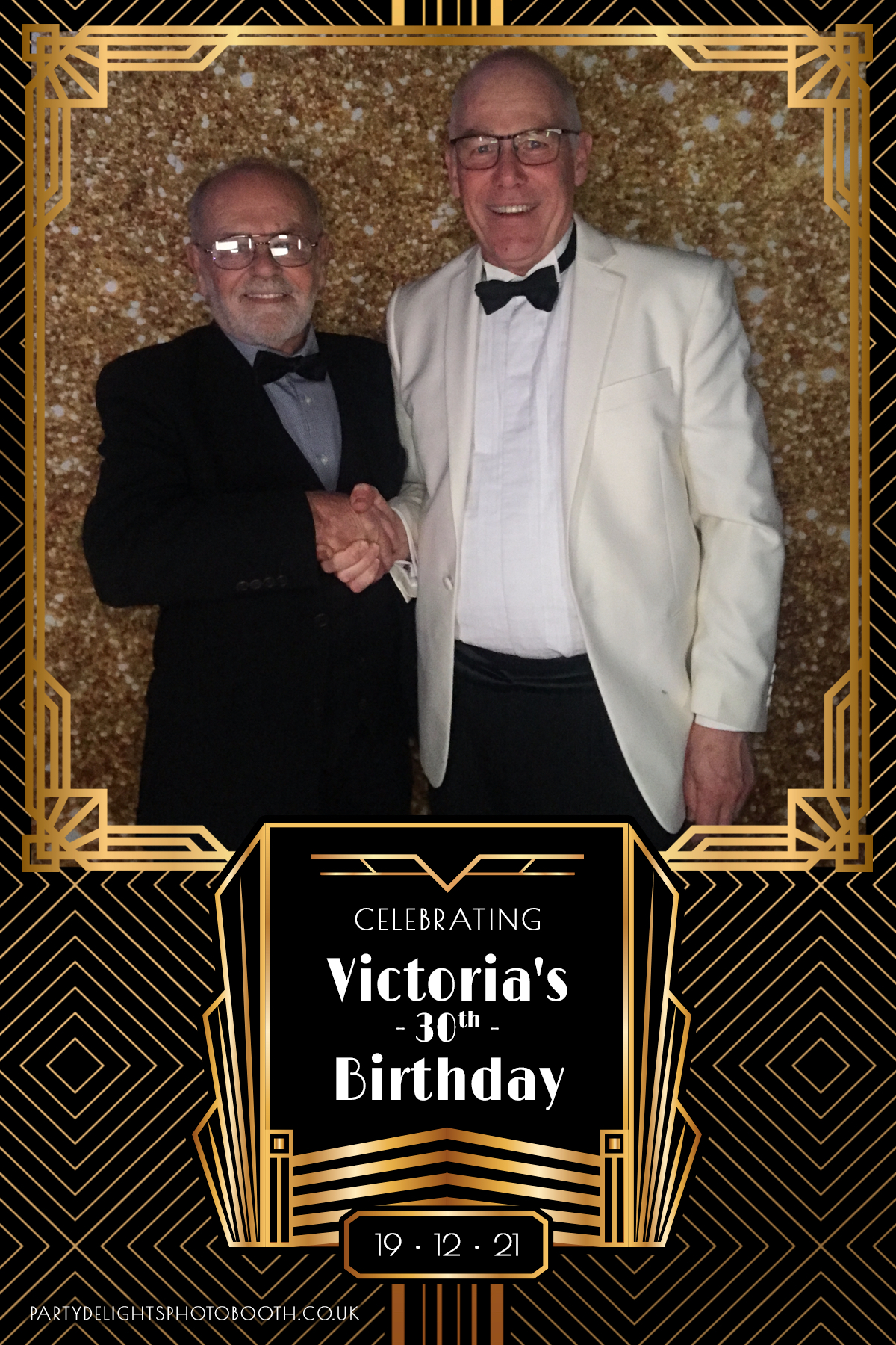 Vickie's 30th Birthday Party | View more photos from the event at gallery.partydelightsphotobooth.co.uk/u/PartyDelightsPhotoBooth/Vickies-30th-Birthday-Party