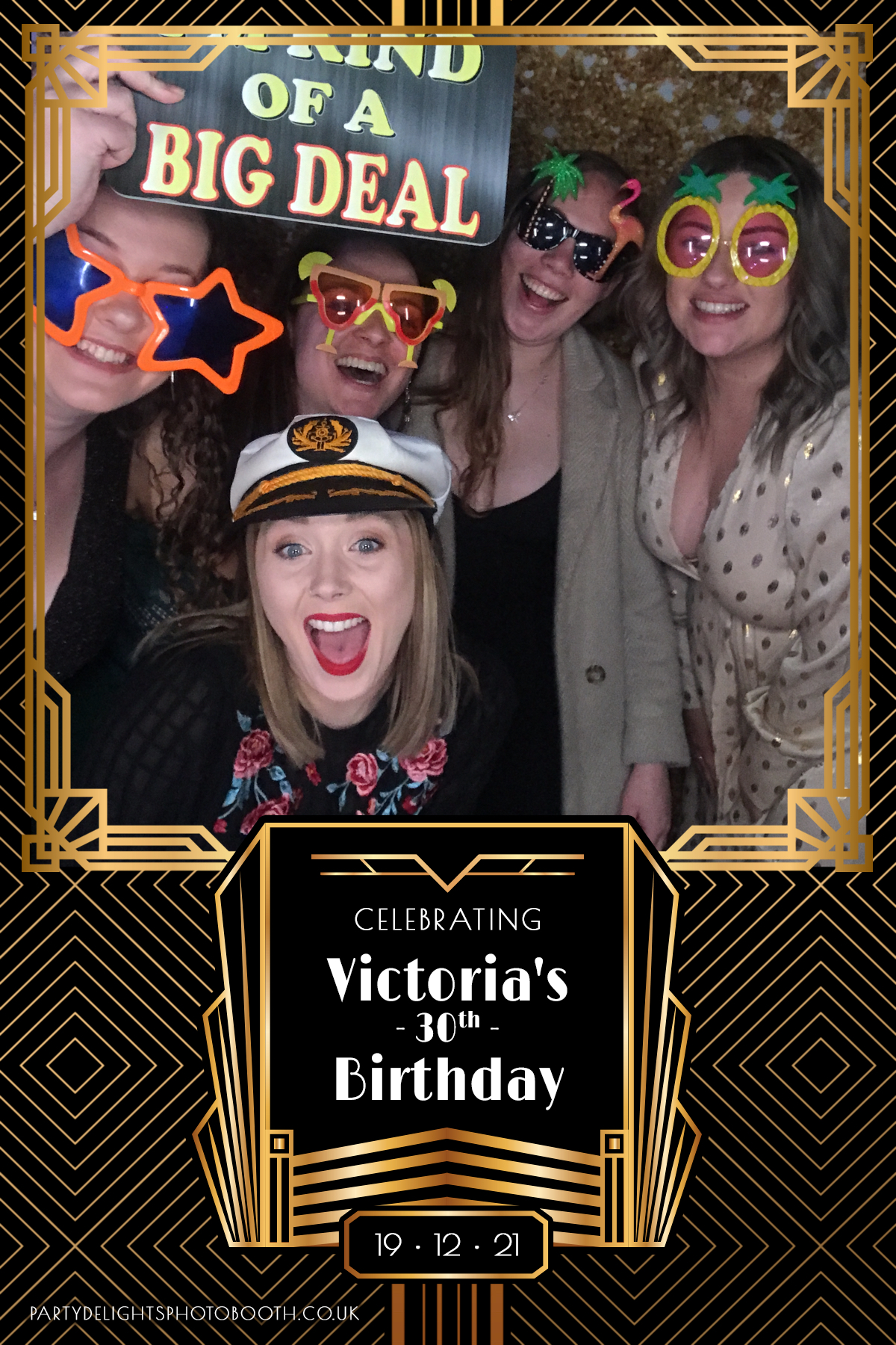 Vickie's 30th Birthday Party | View more photos from the event at gallery.partydelightsphotobooth.co.uk/u/PartyDelightsPhotoBooth/Vickies-30th-Birthday-Party