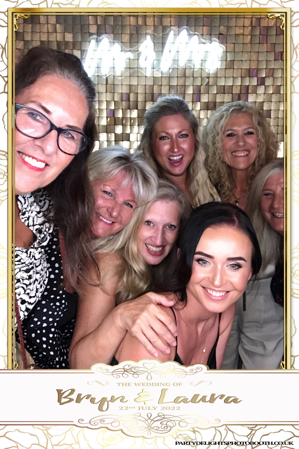 Bryn and Laura’s Wedding | View more photos from the event at gallery.partydelightsphotobooth.co.uk/u/PartyDelightsPhotoBooth/Bryn-and-Laura’s-Wedding