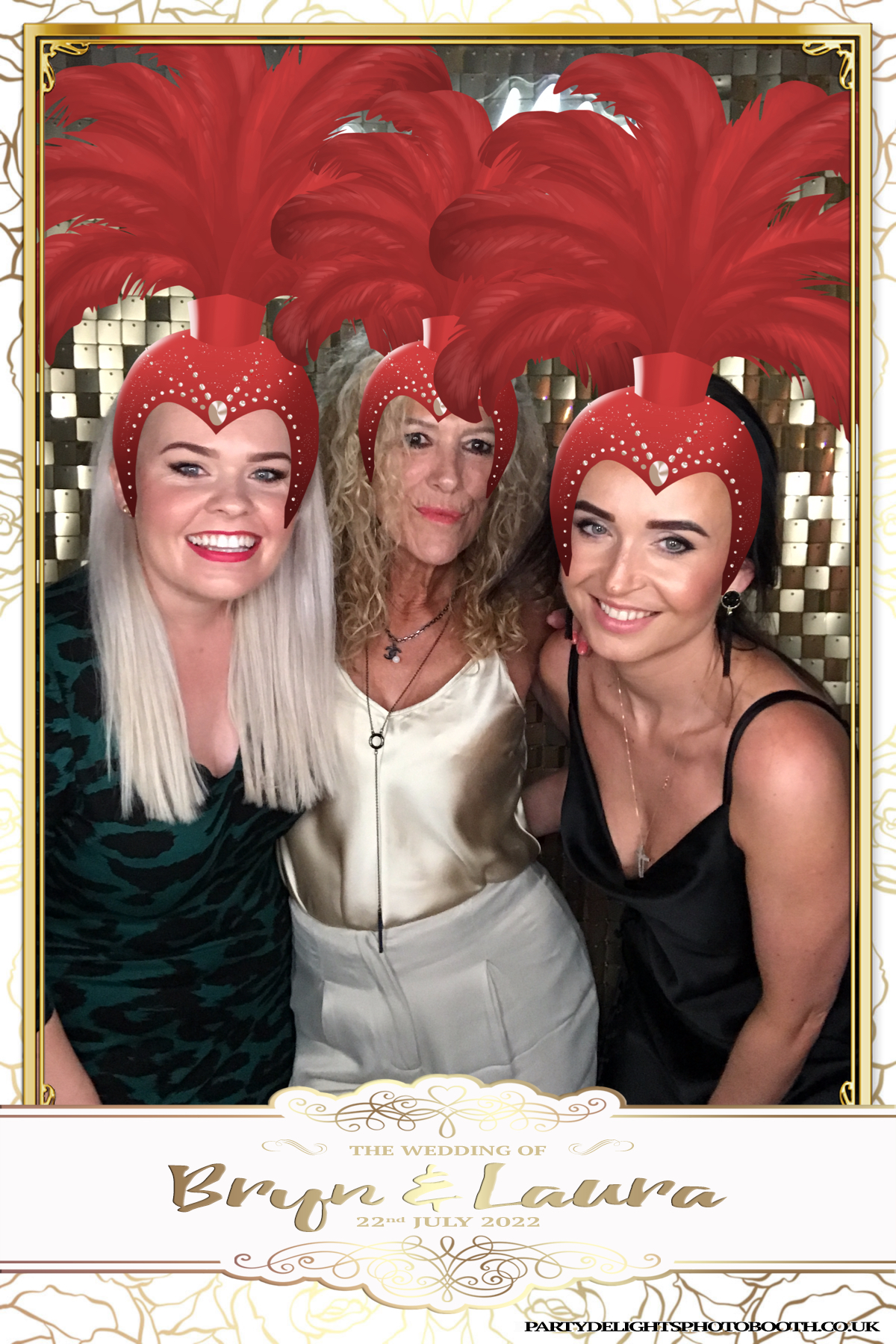 Bryn and Laura’s Wedding | View more photos from the event at gallery.partydelightsphotobooth.co.uk/u/PartyDelightsPhotoBooth/Bryn-and-Laura’s-Wedding