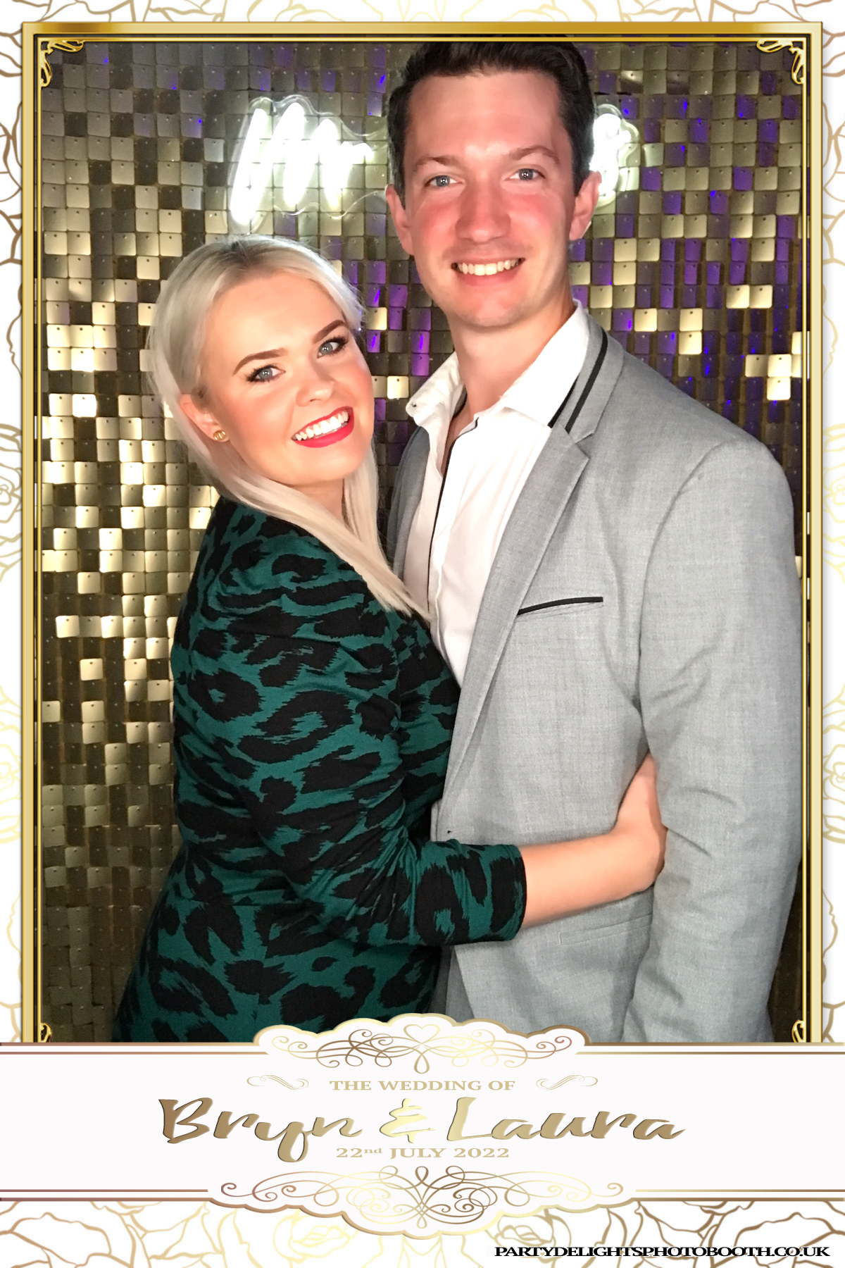 Bryn and Laura’s Wedding | View more photos from the event at gallery.partydelightsphotobooth.co.uk/u/PartyDelightsPhotoBooth/Bryn-and-Laura’s-Wedding
