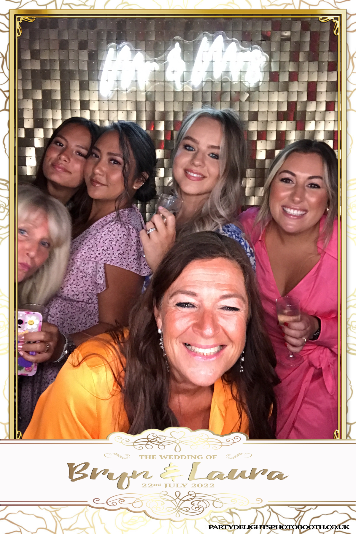 Bryn and Laura’s Wedding | View more photos from the event at gallery.partydelightsphotobooth.co.uk/u/PartyDelightsPhotoBooth/Bryn-and-Laura’s-Wedding