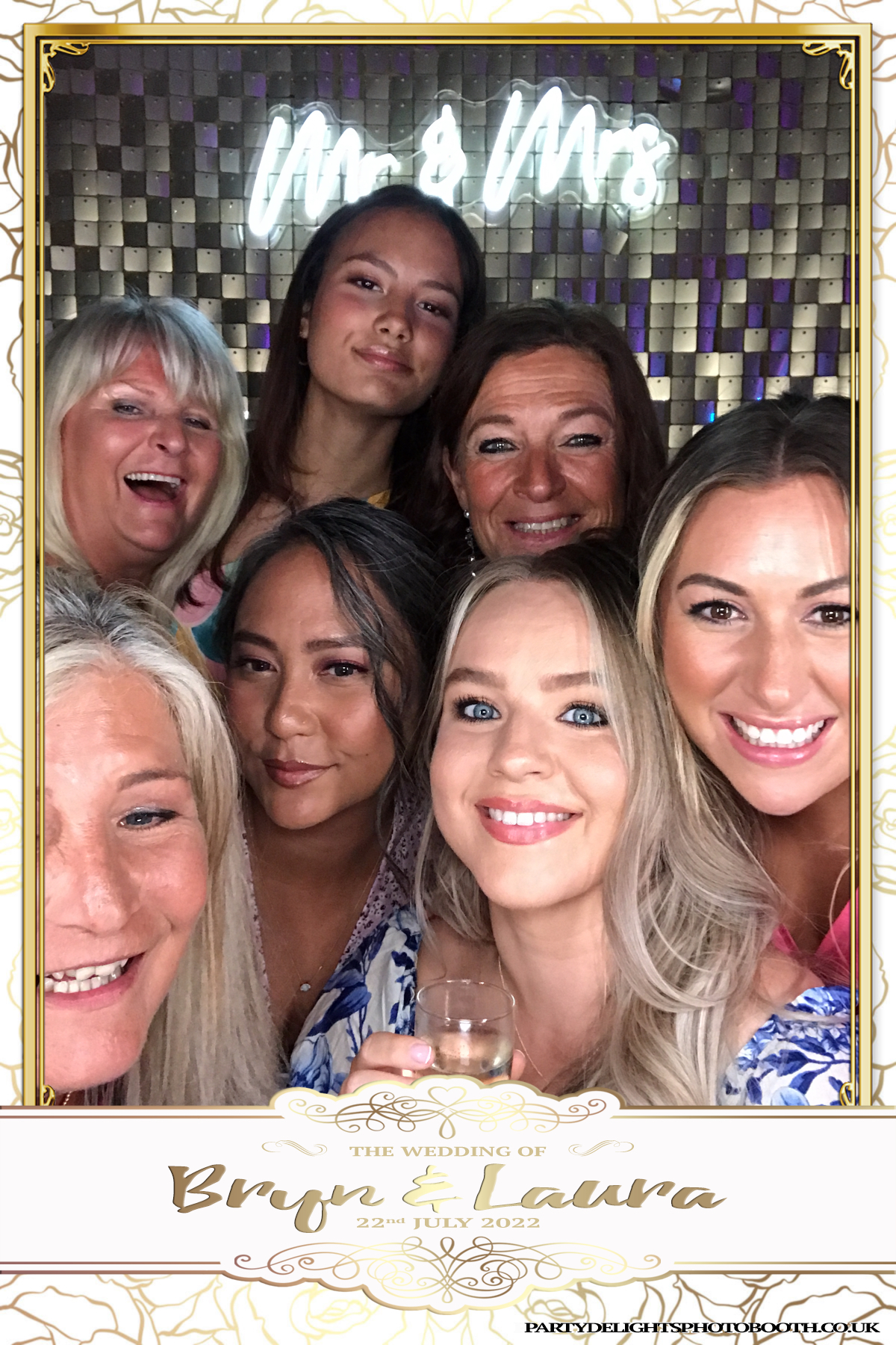 Bryn and Laura’s Wedding | View more photos from the event at gallery.partydelightsphotobooth.co.uk/u/PartyDelightsPhotoBooth/Bryn-and-Laura’s-Wedding