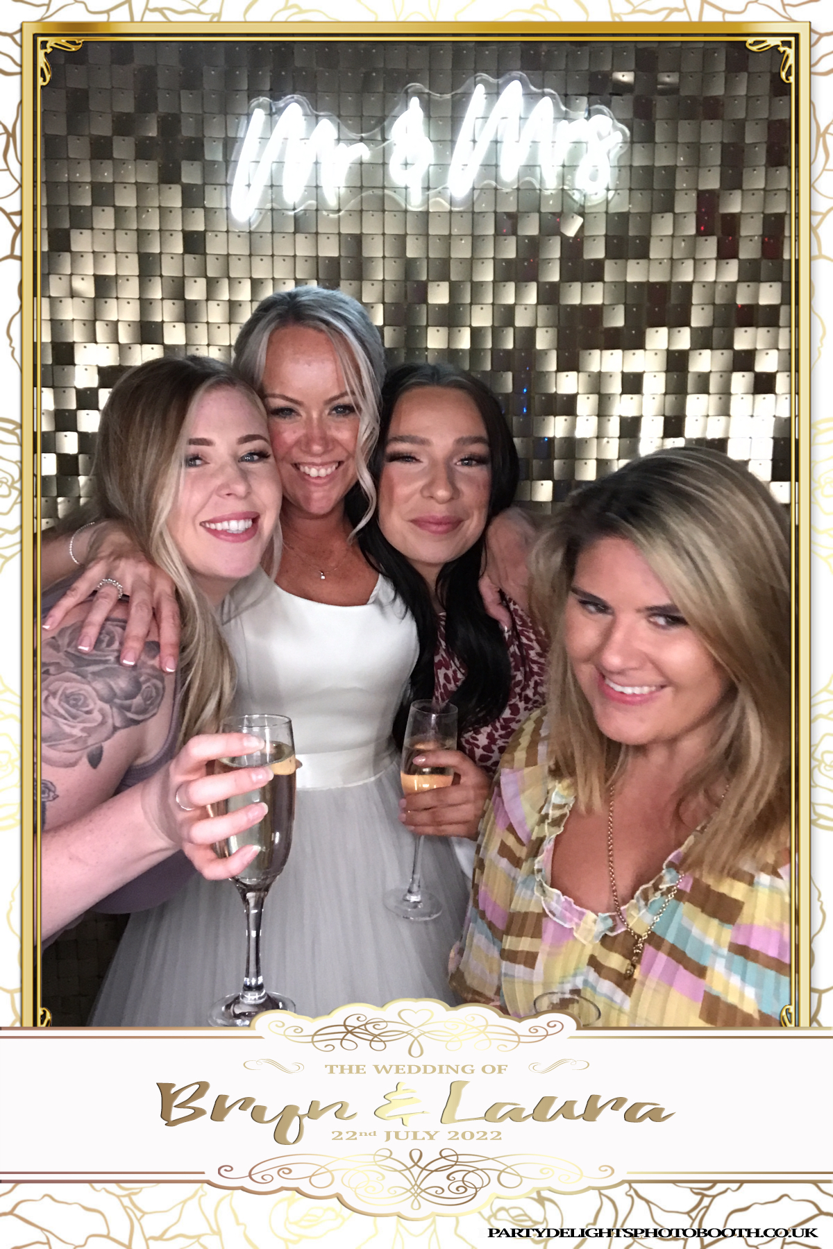 Bryn and Laura’s Wedding | View more photos from the event at gallery.partydelightsphotobooth.co.uk/u/PartyDelightsPhotoBooth/Bryn-and-Laura’s-Wedding
