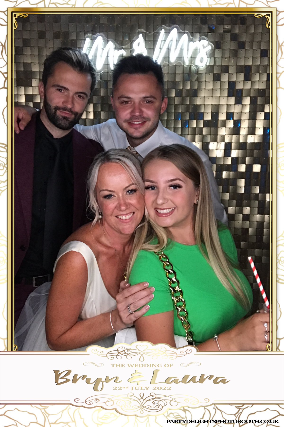 Bryn and Laura’s Wedding | View more photos from the event at gallery.partydelightsphotobooth.co.uk/u/PartyDelightsPhotoBooth/Bryn-and-Laura’s-Wedding