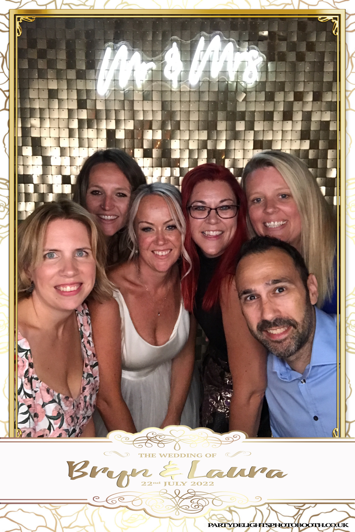 Bryn and Laura’s Wedding | View more photos from the event at gallery.partydelightsphotobooth.co.uk/u/PartyDelightsPhotoBooth/Bryn-and-Laura’s-Wedding