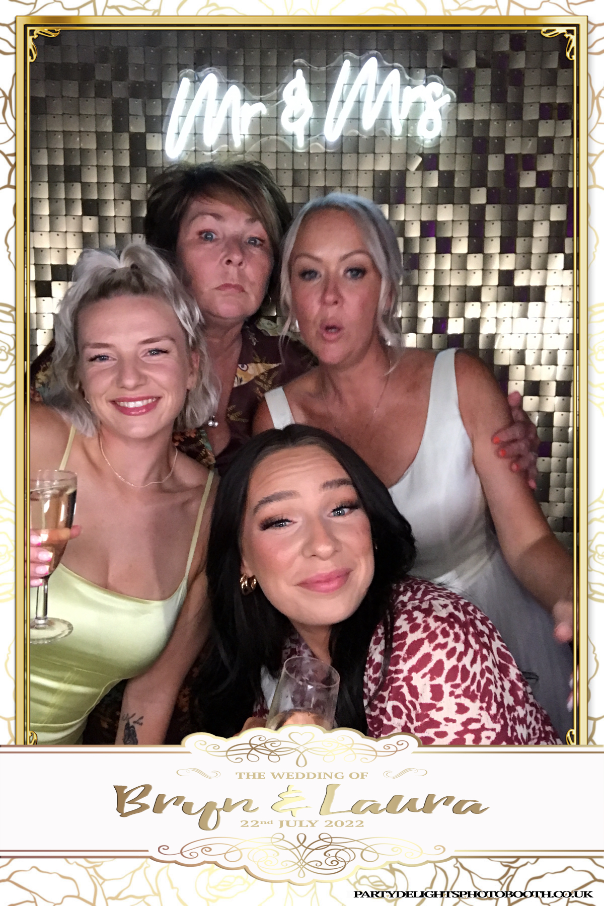 Bryn and Laura’s Wedding | View more photos from the event at gallery.partydelightsphotobooth.co.uk/u/PartyDelightsPhotoBooth/Bryn-and-Laura’s-Wedding